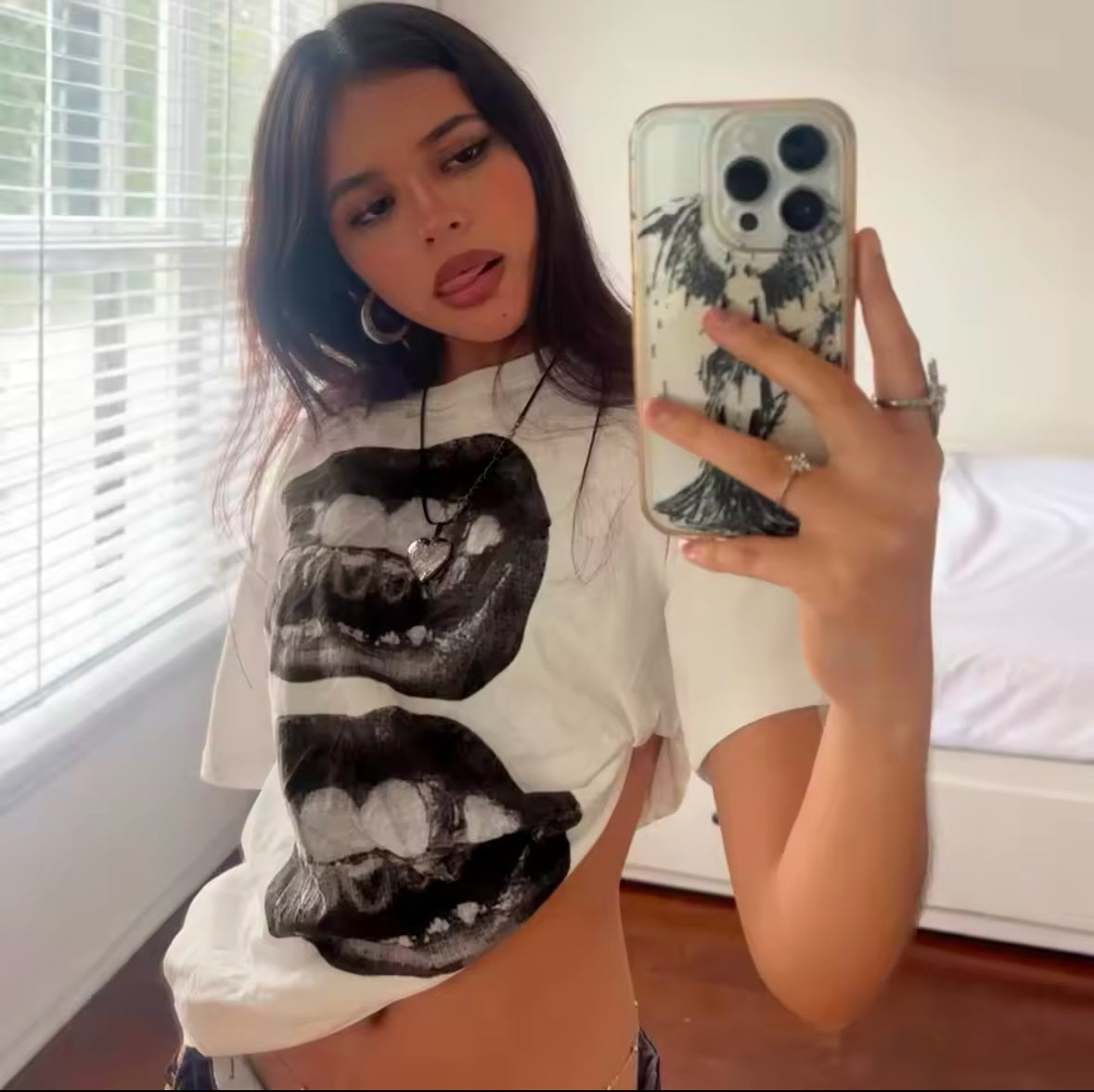 Flirla Women’s Y2K Off-Shoulder Oversized Graphic Tee – Trendy and Comfy Casual T-Shirt for Women