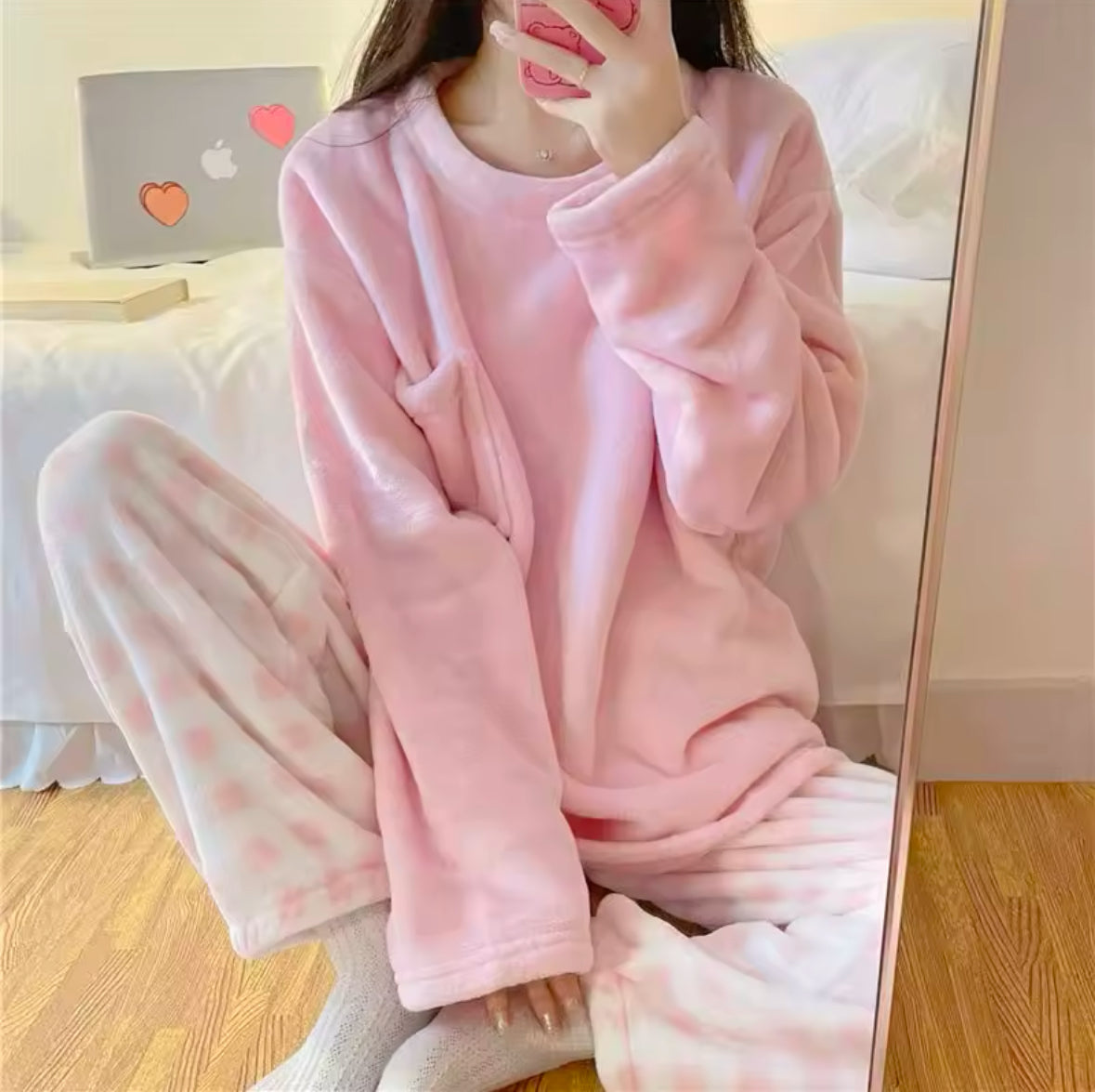Women’s Fleece Pajama Set – Thick and Warm Winter Sleepwear with Solid Top and Plaid Pants for Ultimate Comfort