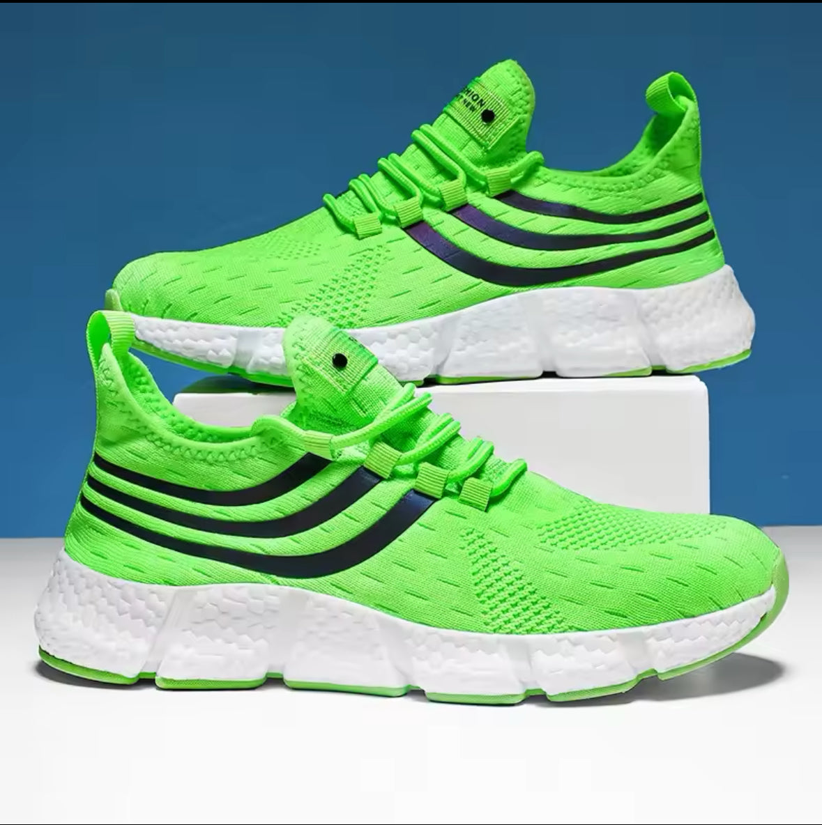 Step into Comfort and Style with Men’s Breathable Classic Running Sneakers – Lightweight, Slip-on Mesh Shoes for Outdoor Walking & Sports