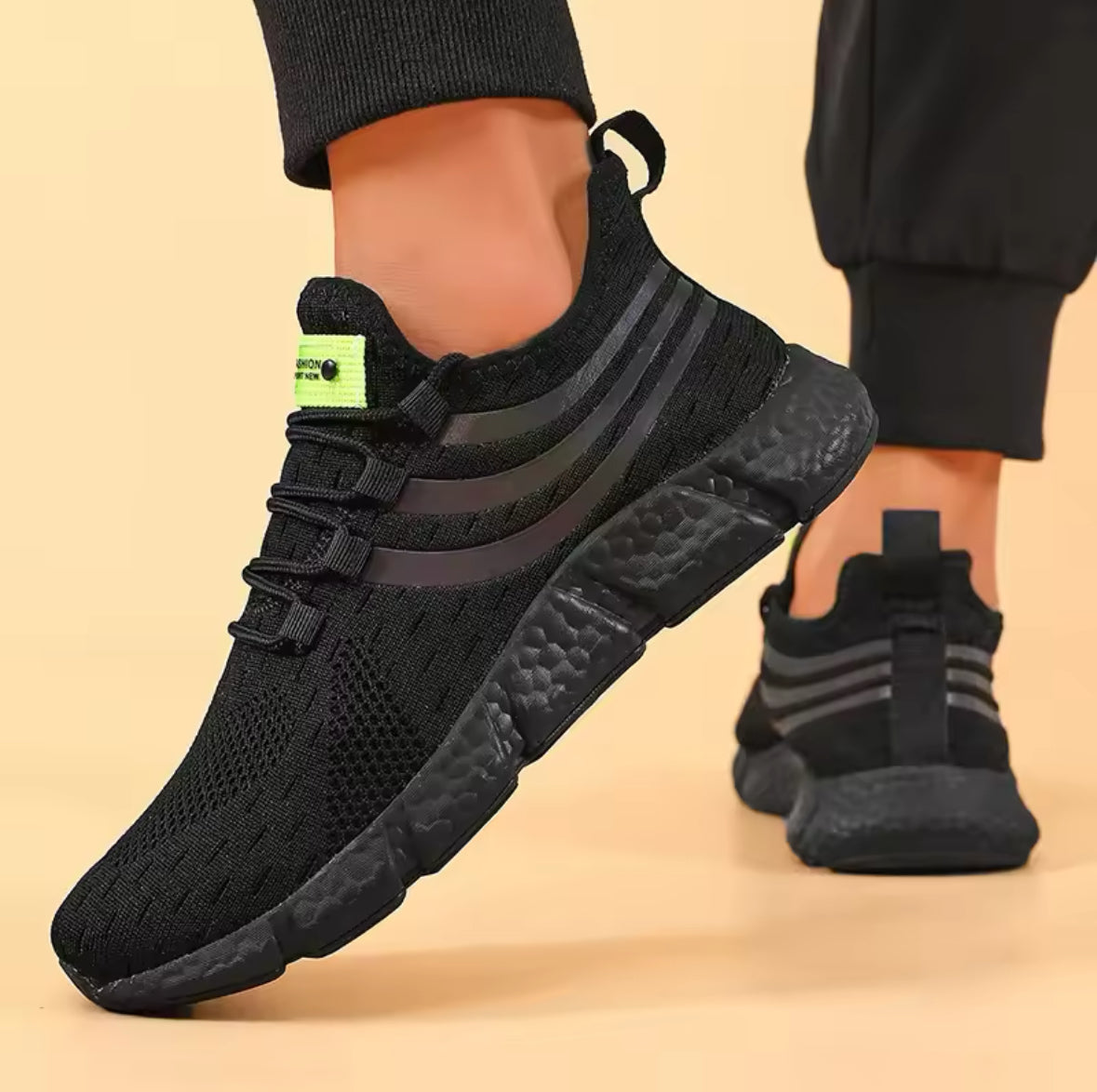 Step into Comfort and Style with Men’s Breathable Classic Running Sneakers – Lightweight, Slip-on Mesh Shoes for Outdoor Walking & Sports