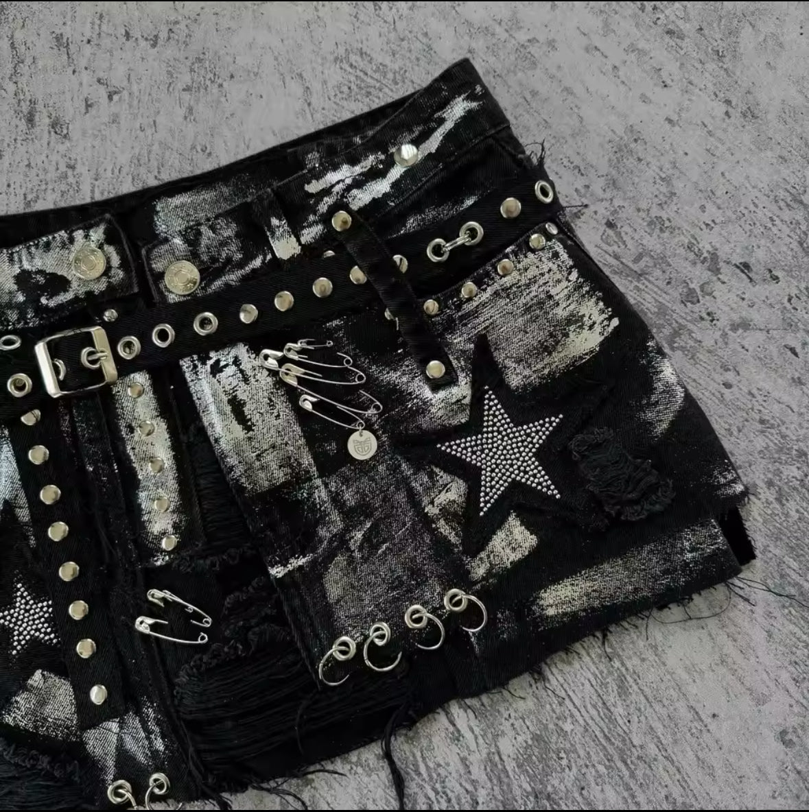 Shorts Women Y2K Skirt Harajuku Gothic Hip Hop Retro Washed Rhinestone Sequin Baggy Denim Short High Waist Slim Mini Short Skirt