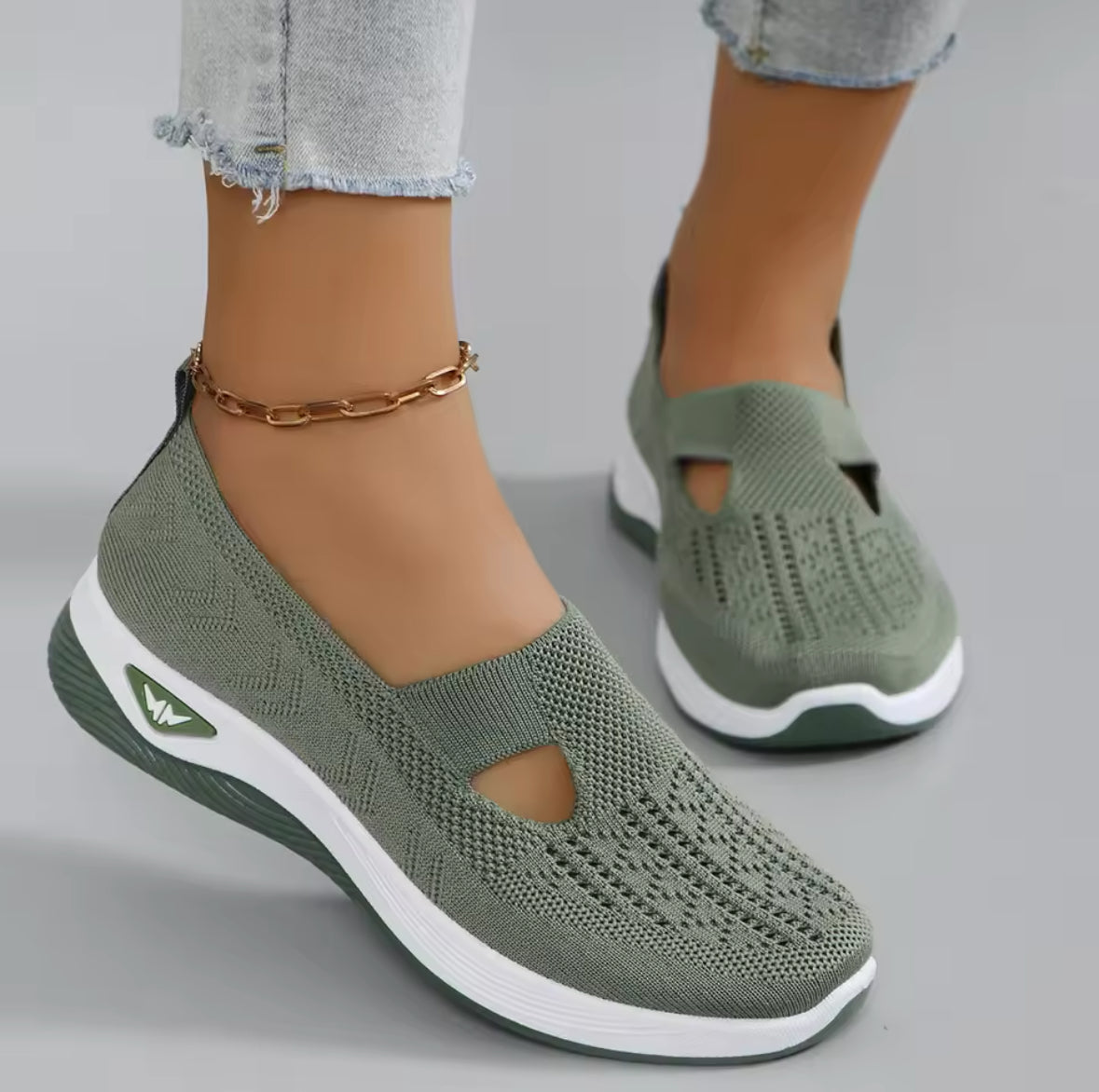 New Spring Women’s Sports Shoes – Fashionable, Breathable, Lightweight & Non-Slip Casual Flats for All-Day Comfort