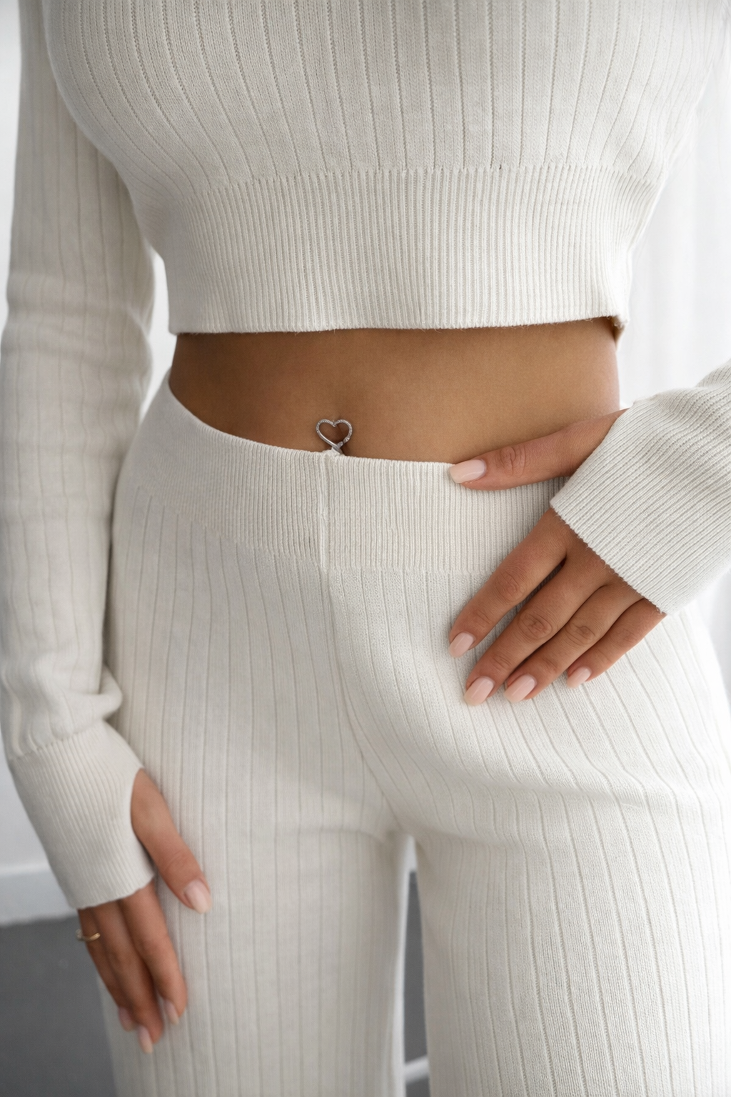 Women’s Ribbed Knit Two-Piece Lounge Set – Cozy Winter Essential