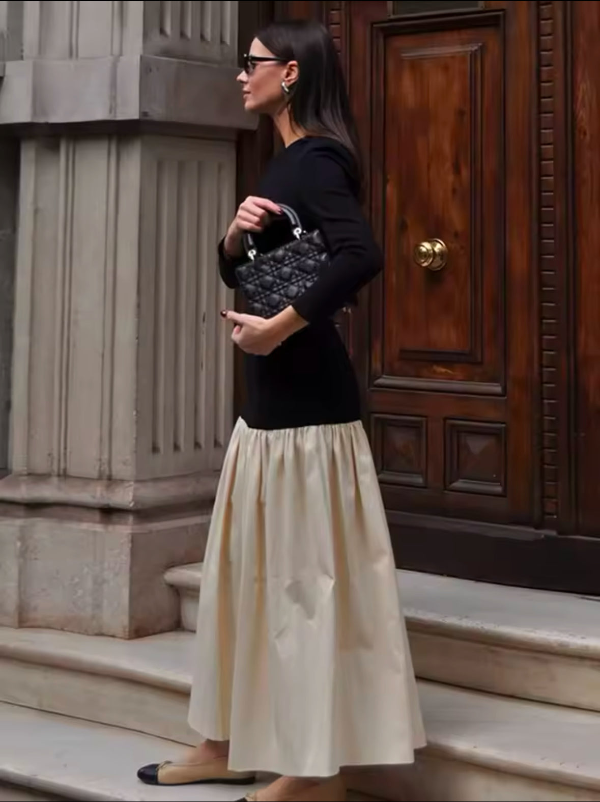 Fashionable Contrast Splicing Pleated Long Dress for Women – Casual Round Neck Loose Cropped Spring Dress 2025 High Street Style