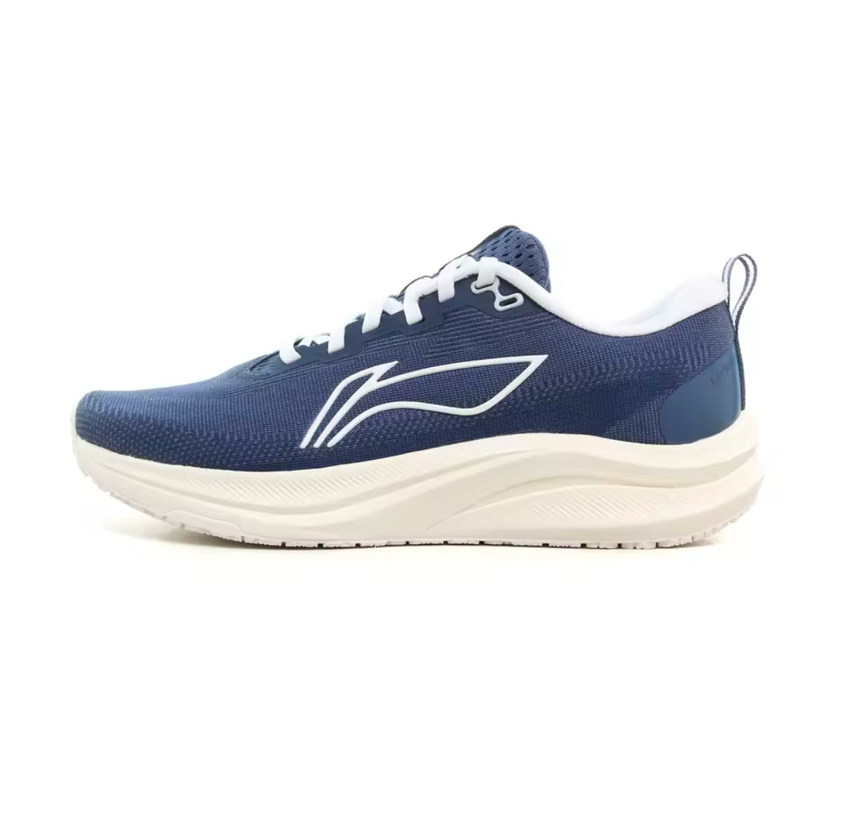 Discover Speed and Comfort with Li-Ning Men RED HARE 8 – Lightweight, Reflective Running Shoes for Ultimate Cushioning and Stability