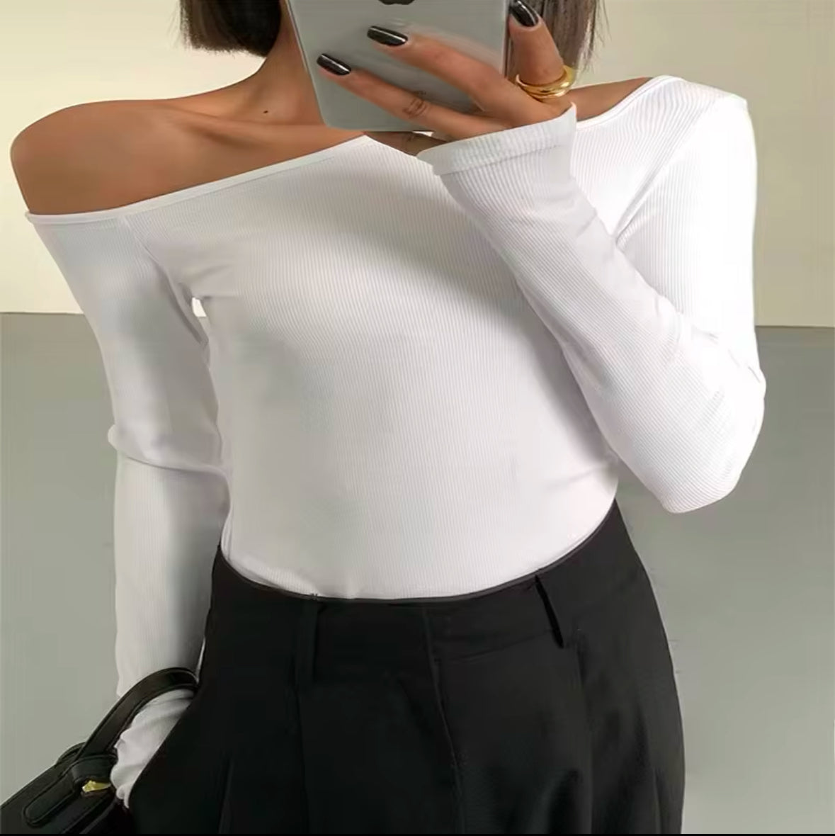 Women’s Long-Sleeve Skew Collar Off-Shoulder Crop Top – Sexy Slim Fit Hollow Out Tee for Spring 2025