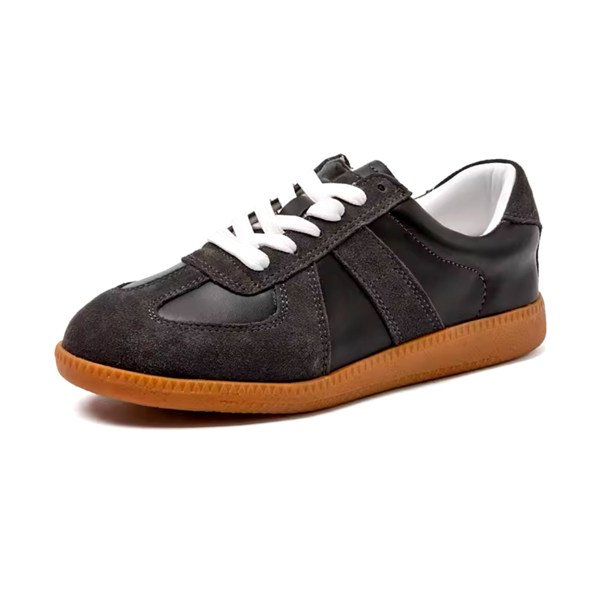 AIYUQI Women’s Sneakers 2025 | Genuine Leather Casual Flat Shoes for Women | Comfortable Moral Training Shoes for Spring