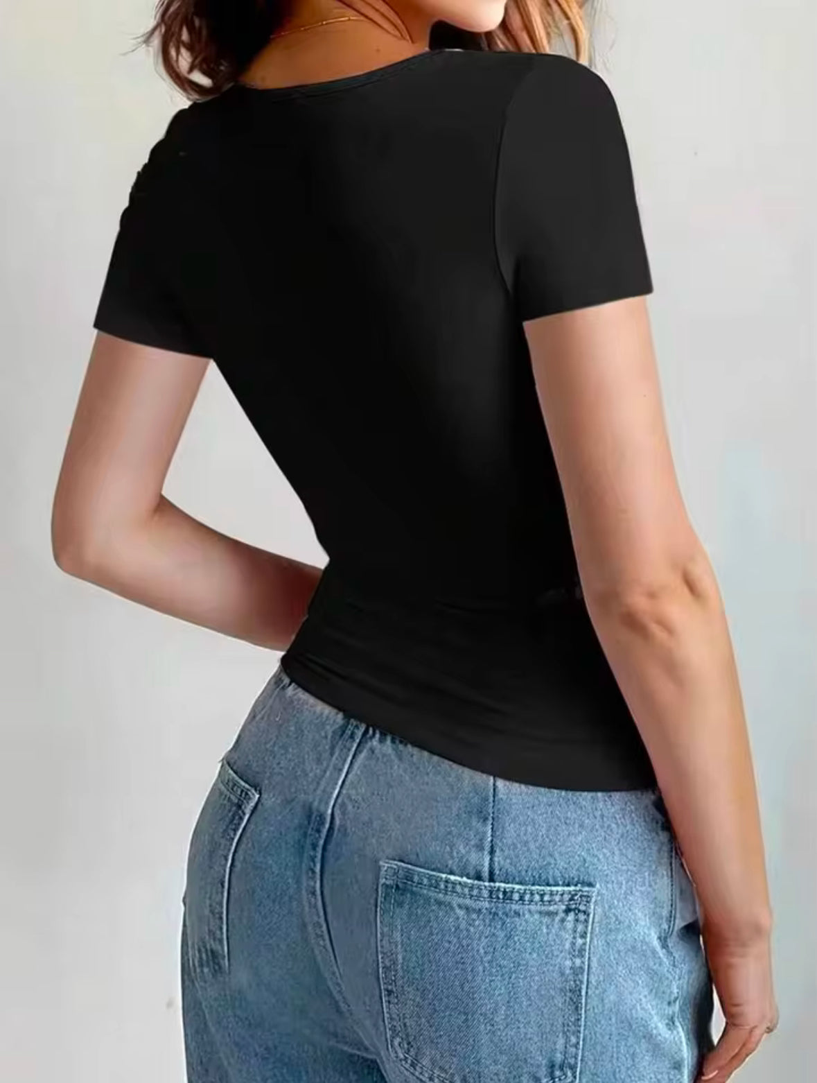 Cute Scoop Neck Crop Tops for Women – Slim Fit Y2K Summer Tees 2025 | Basic Yet Trendy T-Shirts