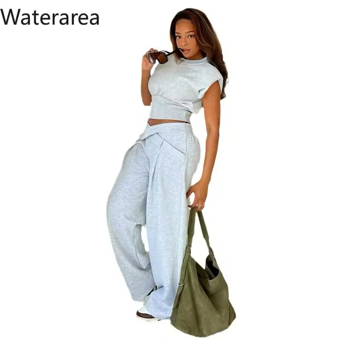 MISSGUIDED Street Style T-Shirt – Cinched Waist & Dolman Sleeves for a Sleek Urban Look