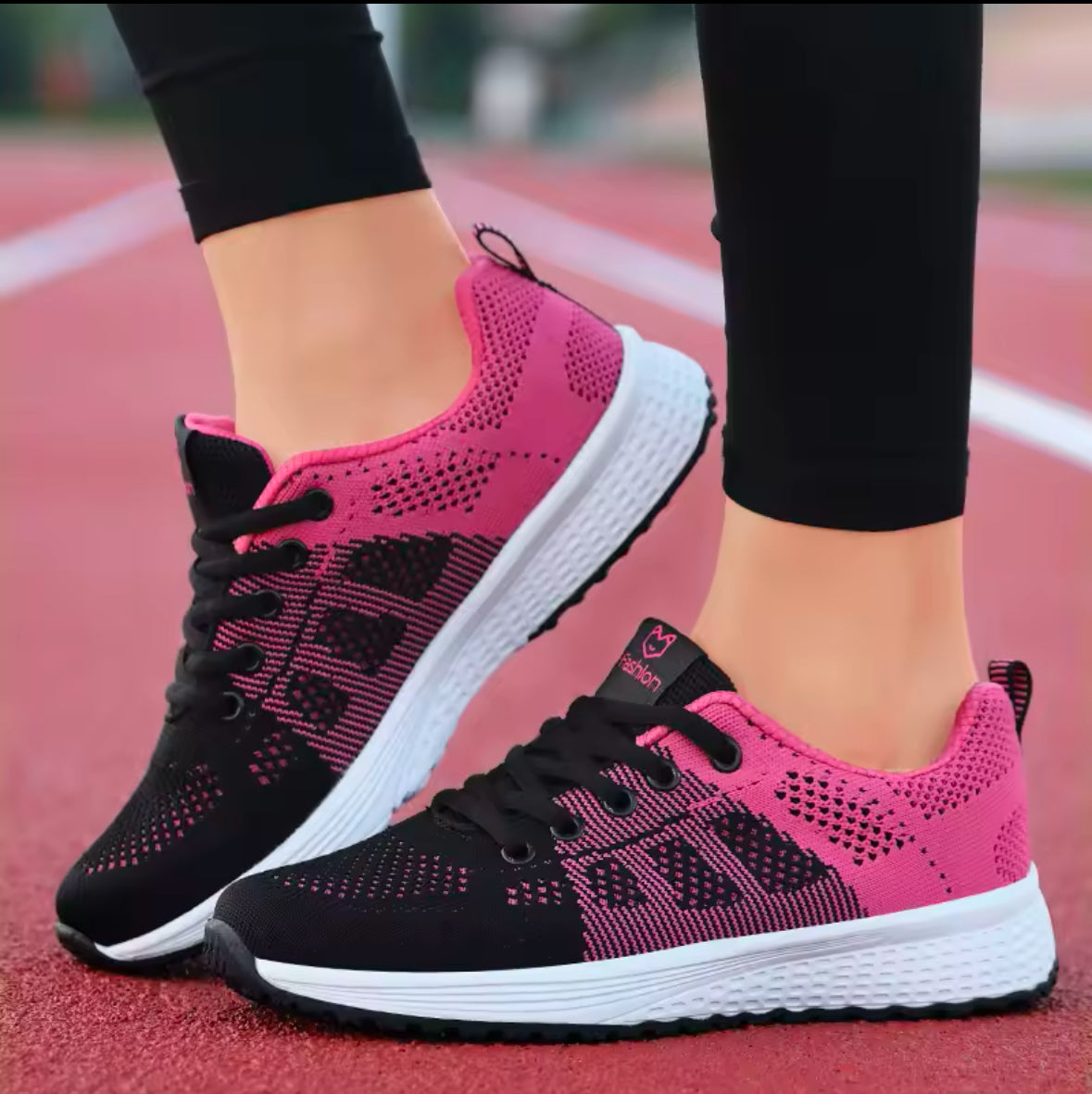 Step Up in Style: 2025 Women’s Fashion Platform Sneakers – Trendy, Comfortable & Perfect for Every Season