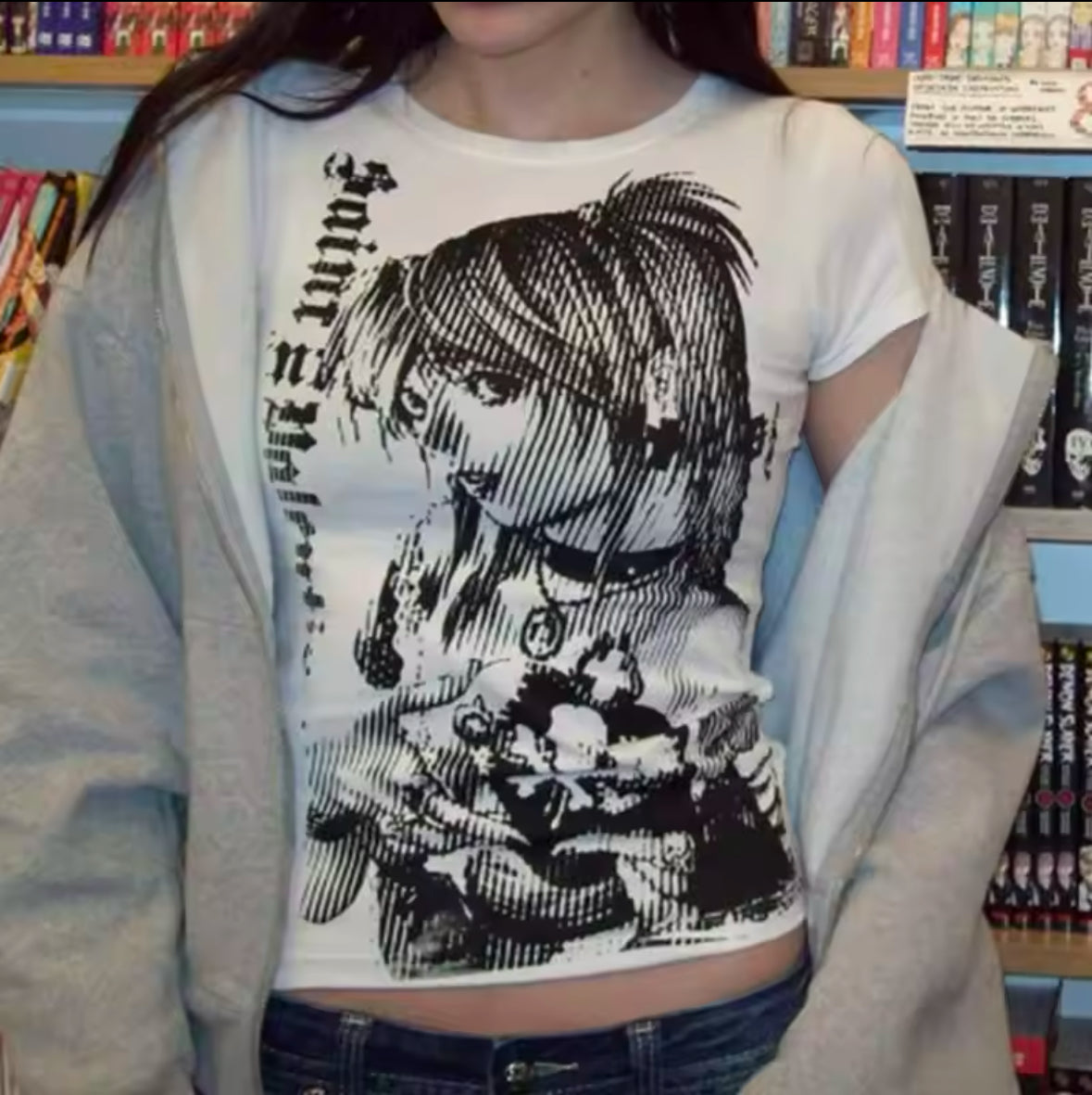Y2K Anime Streetwear Crop Tee – Vintage 90s Text Print, Aesthetic Harajuku Women’s Casual Top – Perfect for Emo & Retro Fashion Fans