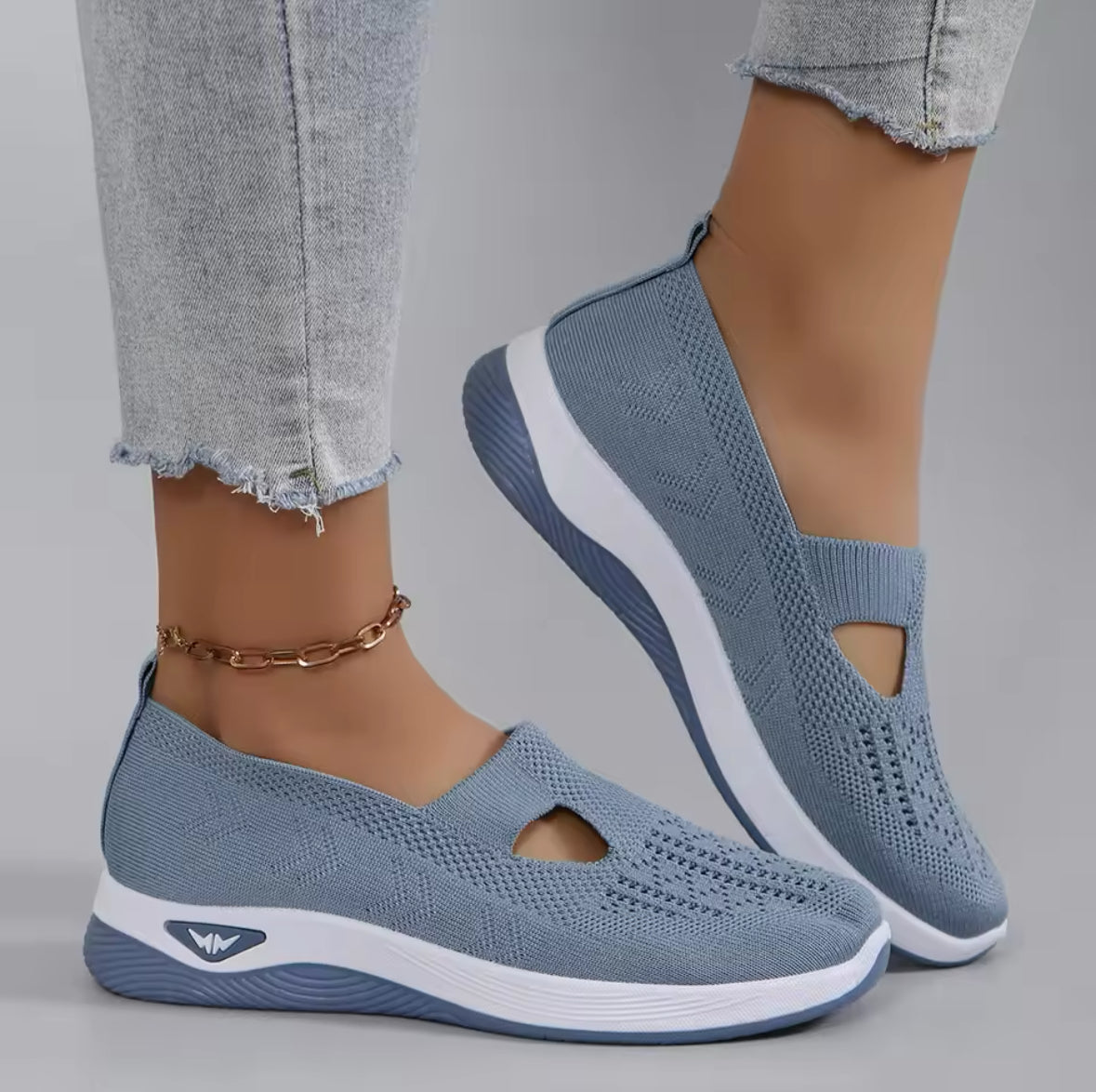 New Spring Women’s Sports Shoes – Fashionable, Breathable, Lightweight & Non-Slip Casual Flats for All-Day Comfort