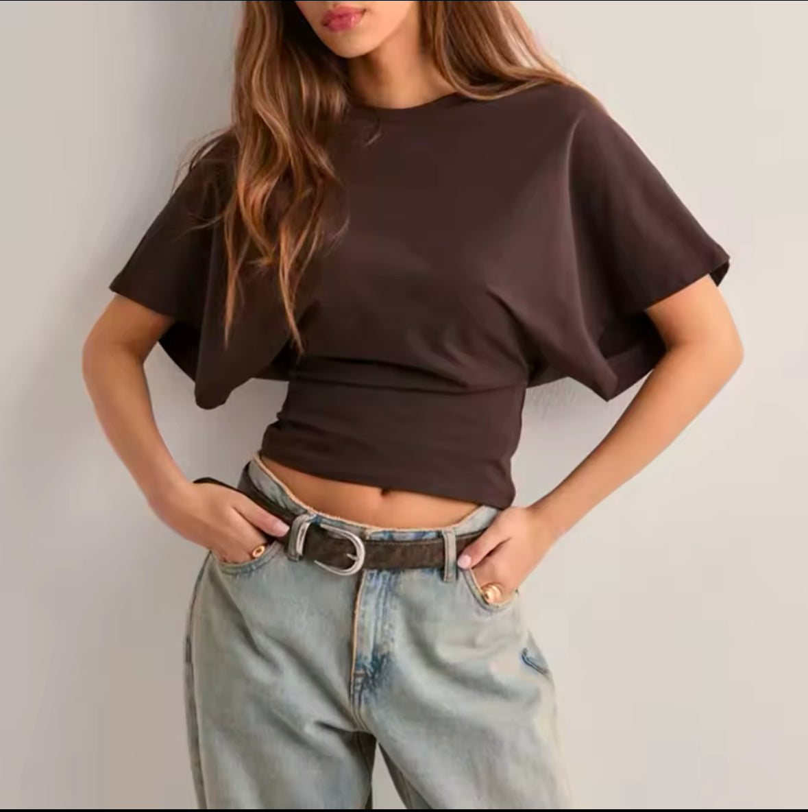 MISSGUIDED Street Fitted Waist Dolman Sleeves Top – Stylish and Comfortable Loose-Fit Look