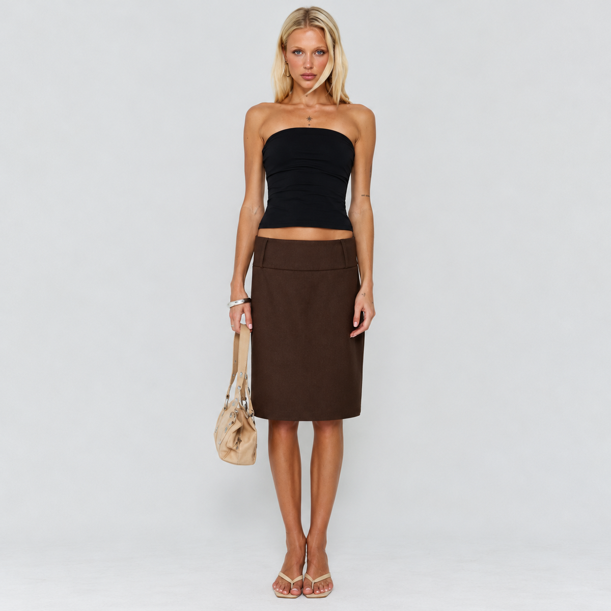 Black Strapless Tube Top for Women – Stretchy Fitted Bandeau Top