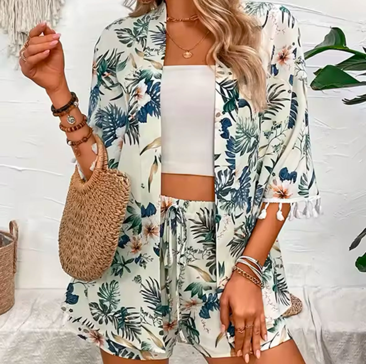 Summer Women’s Two-Piece Set – Open-Front Cardigan & Flower Printed Beach Shorts – Stylish Beachwear & Casual Outfits for Women 2025