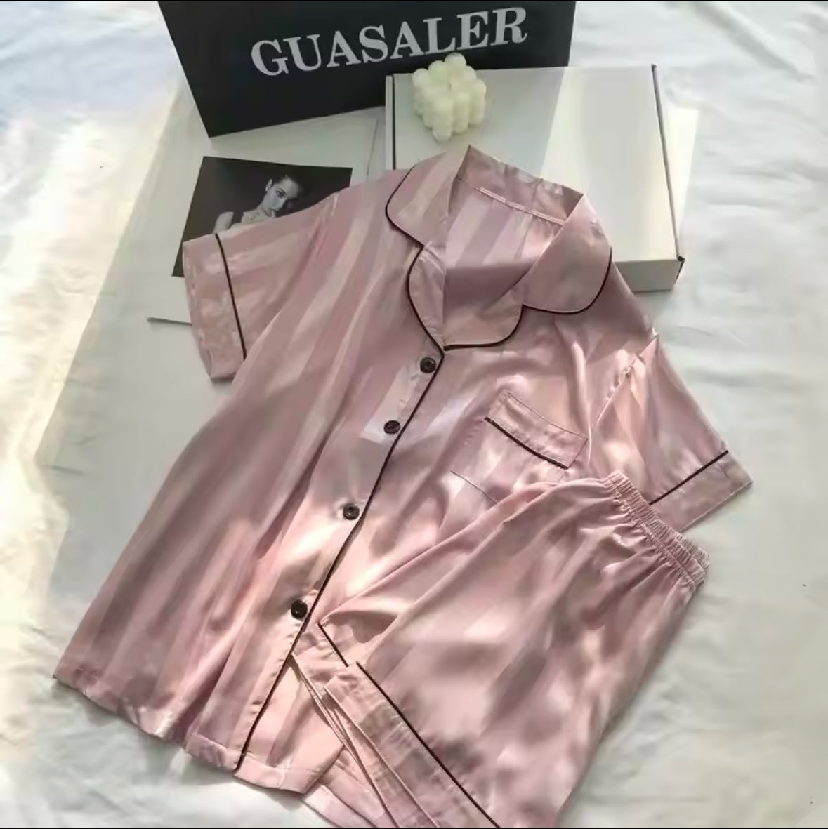 Set Elegant Plus Size Lounge Set for Women – Satin Striped Button-Up Long Sleeve Shirt & Pants Pajamas – Comfortable & Stylish Loungewear