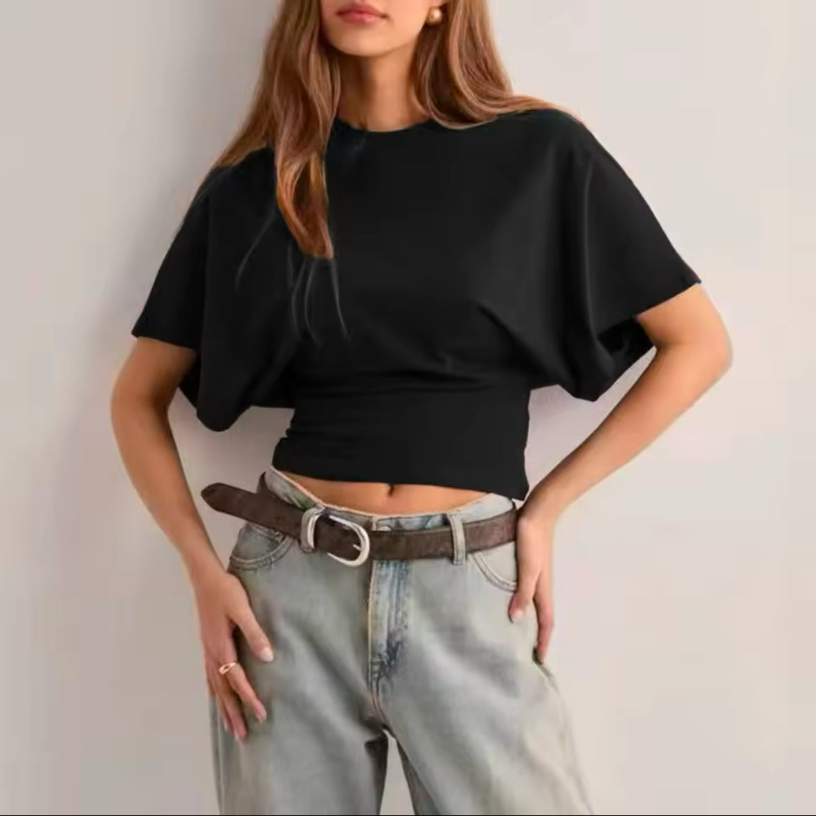 MISSGUIDED Street Fitted Waist Dolman Sleeves Top – Stylish and Comfortable Loose-Fit Look