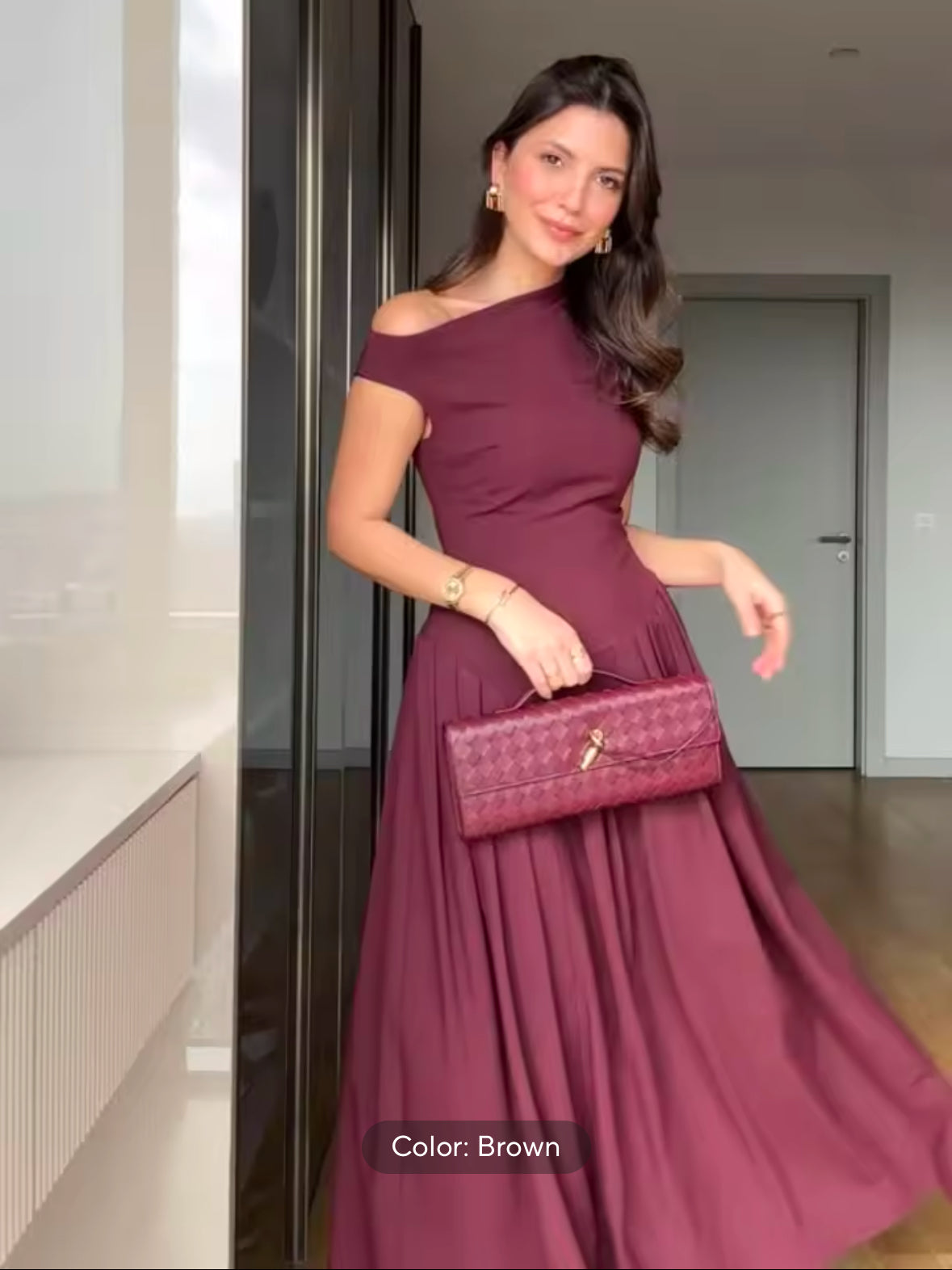 Chic White Backless Ruffled Long Dress for Women – Elegant Sleeveless O-Neck, High-Waisted Slim-Fit Summer Robe 2025