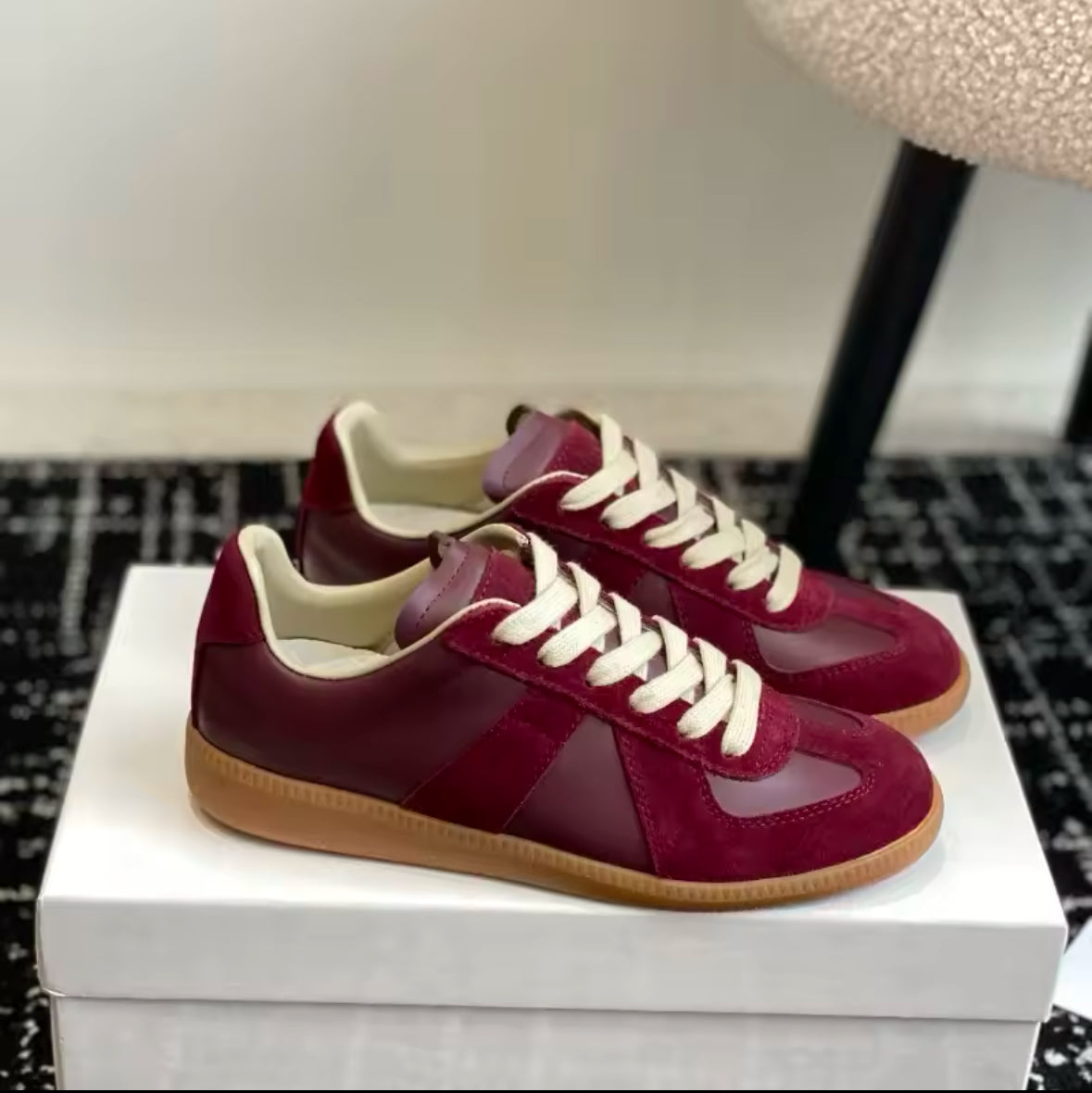 AIYUQI Women’s Sneakers 2025 | Genuine Leather Casual Flat Shoes for Women | Comfortable Moral Training Shoes for Spring