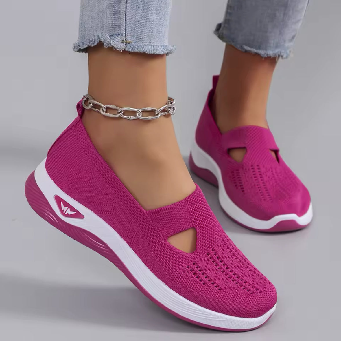 New Spring Women’s Sports Shoes – Fashionable, Breathable, Lightweight & Non-Slip Casual Flats for All-Day Comfort