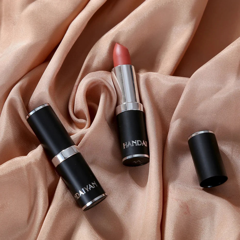 12-Color Matte Lipstick Set – Long-Lasting, High-Pigment Lip Colors for All-Day Glam
