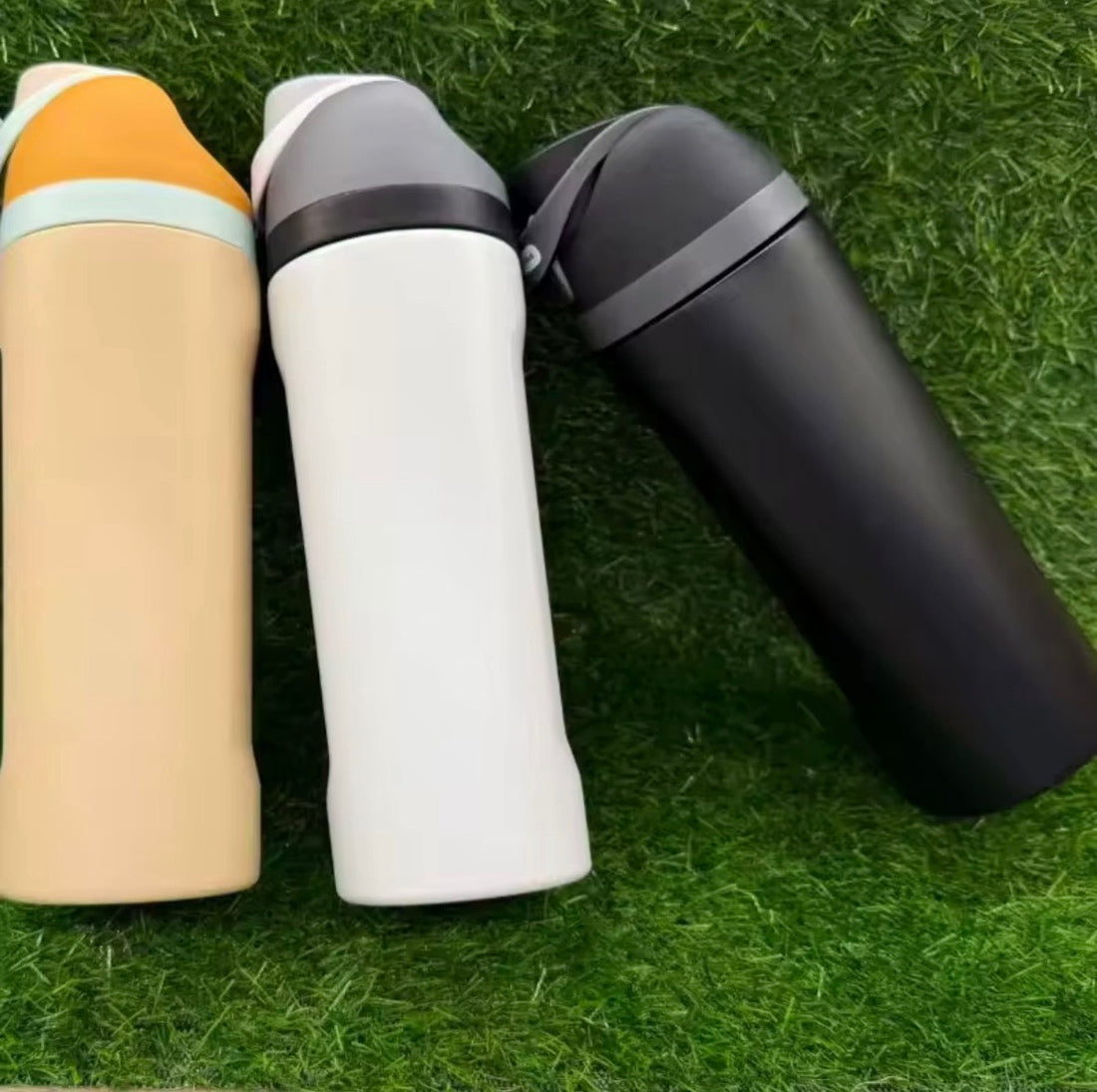 Stay Hydrated Anywhere with the Ultimate Insulated Water Bottle