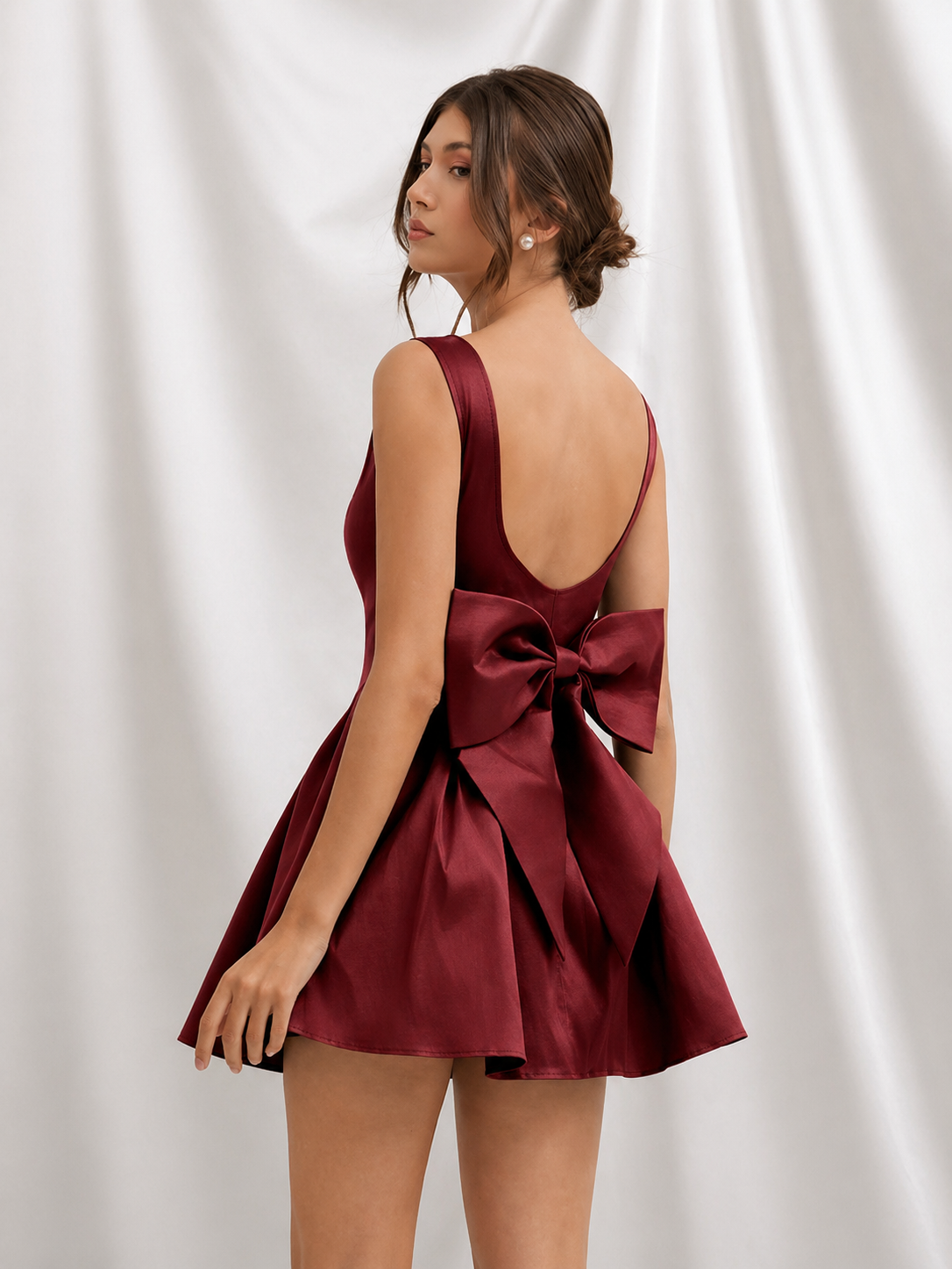 Mini Dress Statement Bow Back Elegant Silhouette Effortless Chic Look Autumn Winter Women