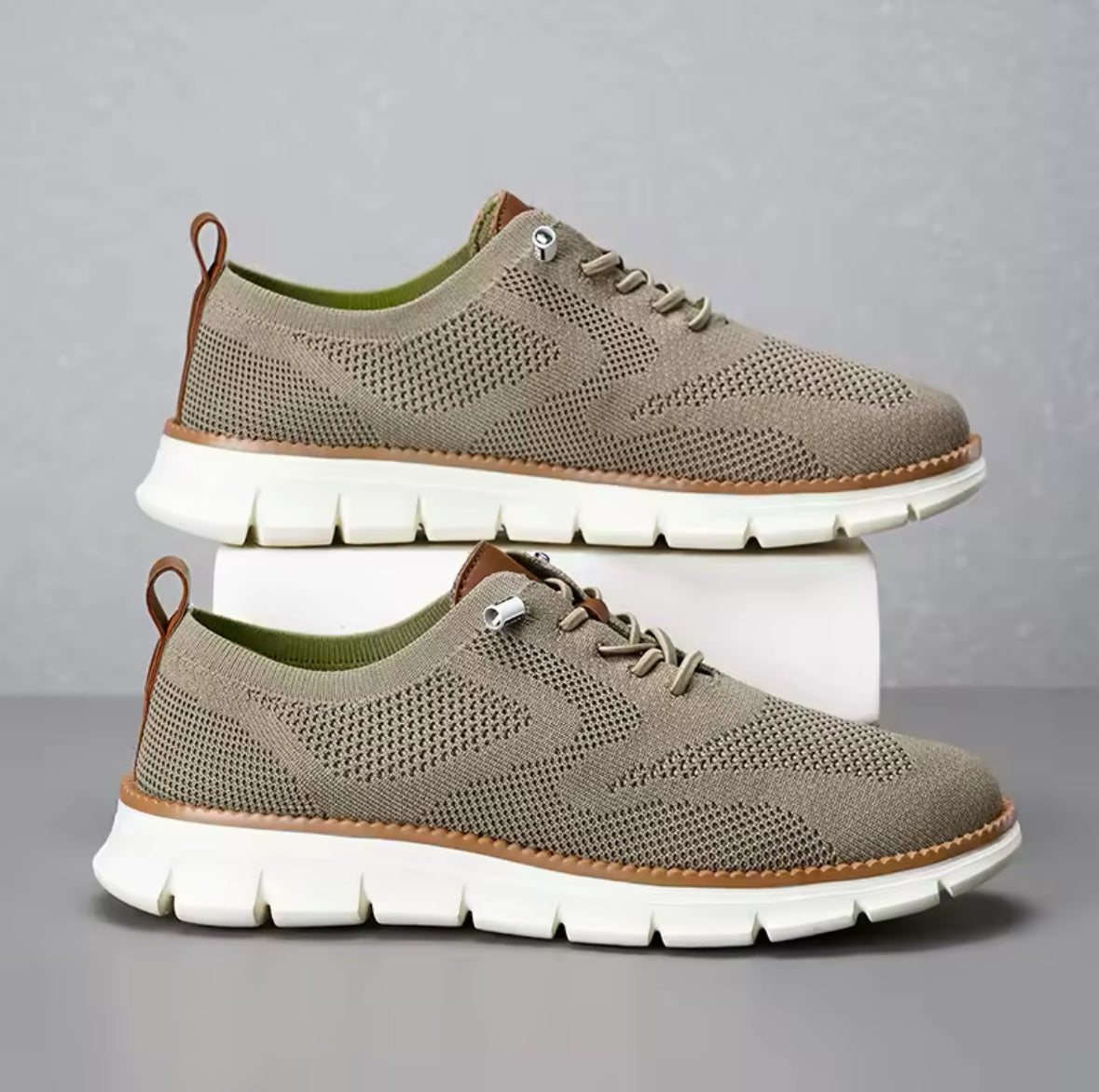 Men’s Casual Sports Shoes – Anti-Slip, Wear-Resistant, Breathable with Cushioning & Trendy Color Blocking Design for All-Day Comfort