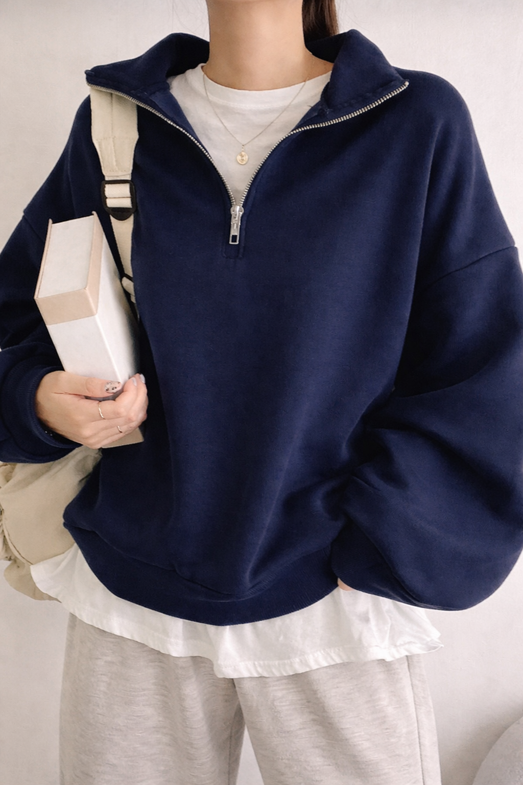Oversized Half Zip Sweatshirt – Relaxed Fall Streetwear Essential