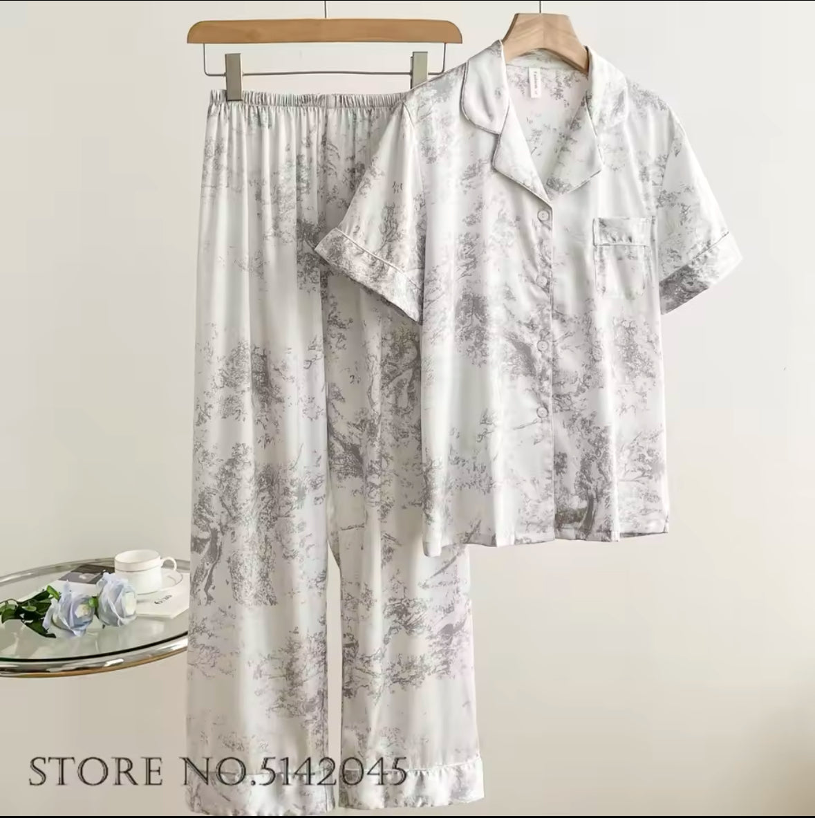 Fashionable Floral Print 2PCS Pajama Set for Women – Comfortable Satin Sleepwear, Spring & Summer Lounge Wear, Loose Fit Trouser Suit for Relaxing at Home