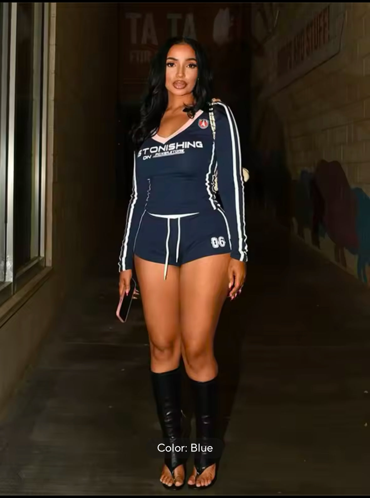 Sporty 2-Piece Women’s Tracksuit – Trendy Letter Print Crop Top & Shorts Set for Street Style Fashion