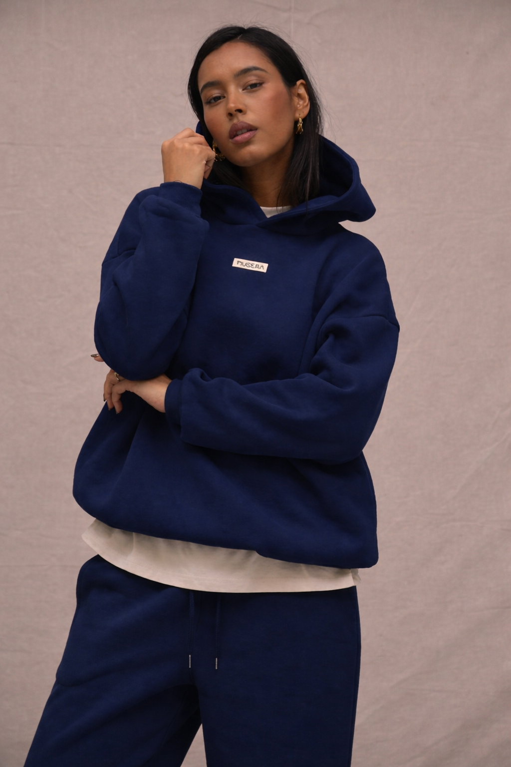 Oversized Logo Hoodie – Embroidered Cozy Autumn Winter Streetwear