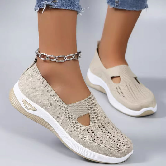 New Spring Women’s Sports Shoes – Fashionable, Breathable, Lightweight & Non-Slip Casual Flats for All-Day Comfort