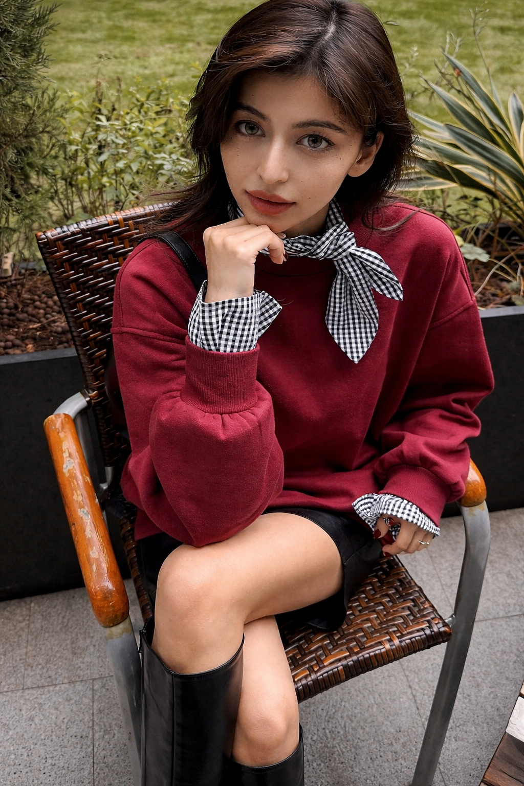 Women’s Plaid Bow Collar Thermal Sweatshirt – Cozy Fall Casual Top