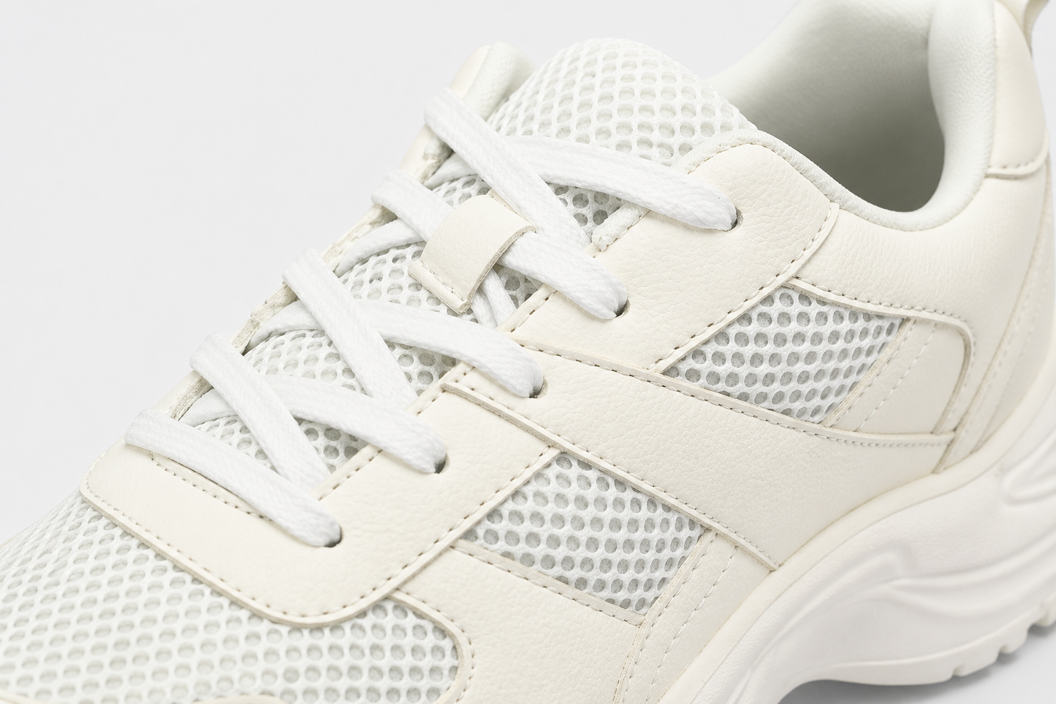 Even&Odd Low Top Chunky Sneakers Lightweight Cushioned Effortless Clean Street Look Spring Summer Women - UltraChic
