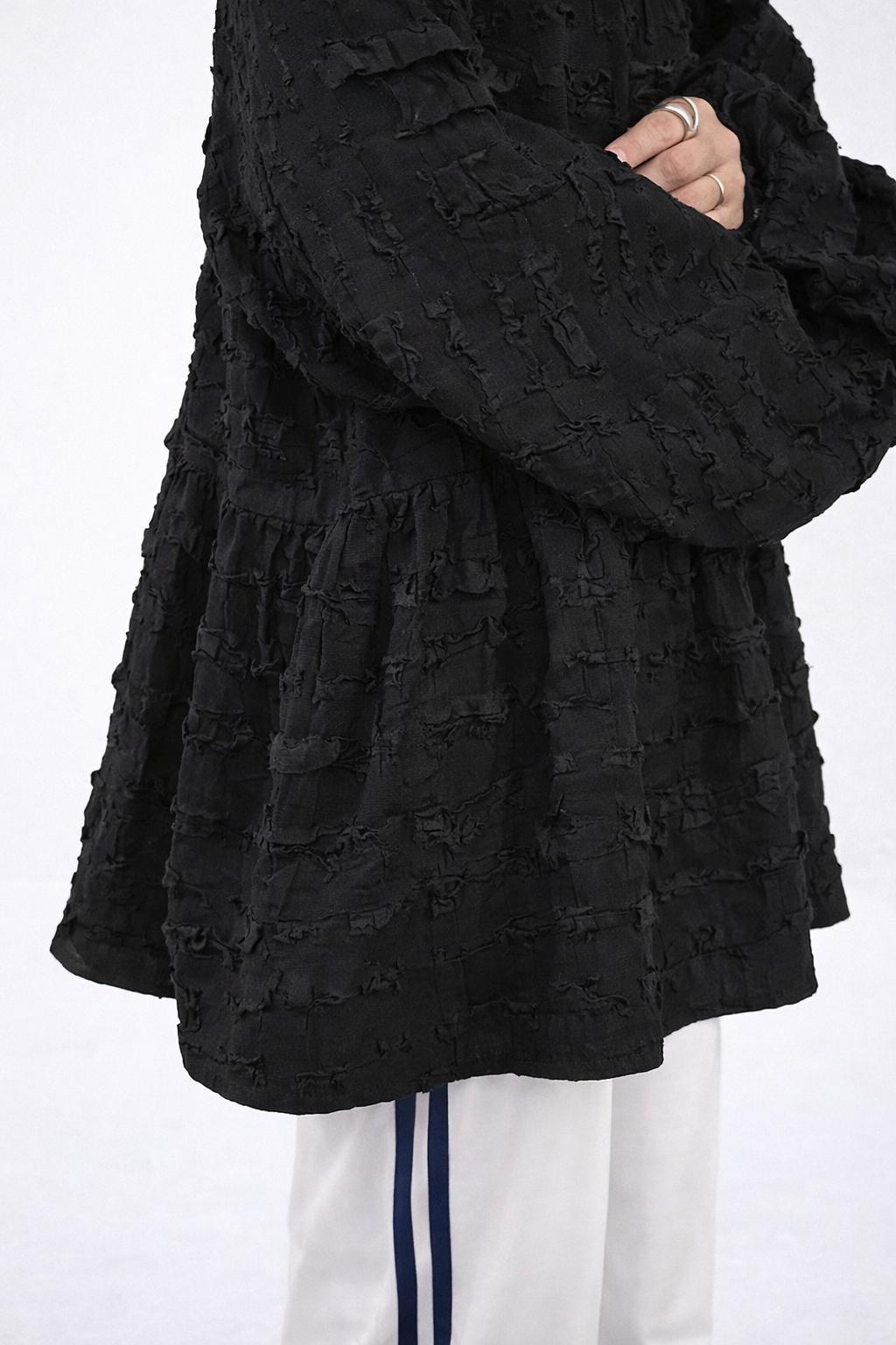 Women’s Textured Ruffle Sweatshirt – Relaxed Autumn Casual Top