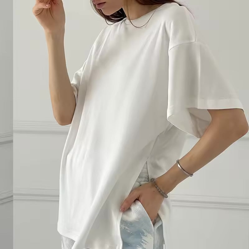 The Essence of Effortless Cool – Drop Shoulder Oversized Longline Tee with a Bold Side Split