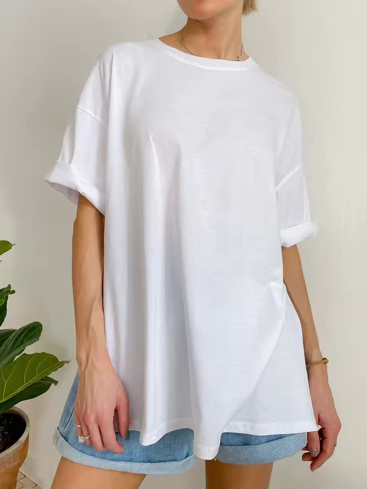 The Essence of Effortless Cool – Drop Shoulder Oversized Longline Tee with a Bold Side Split