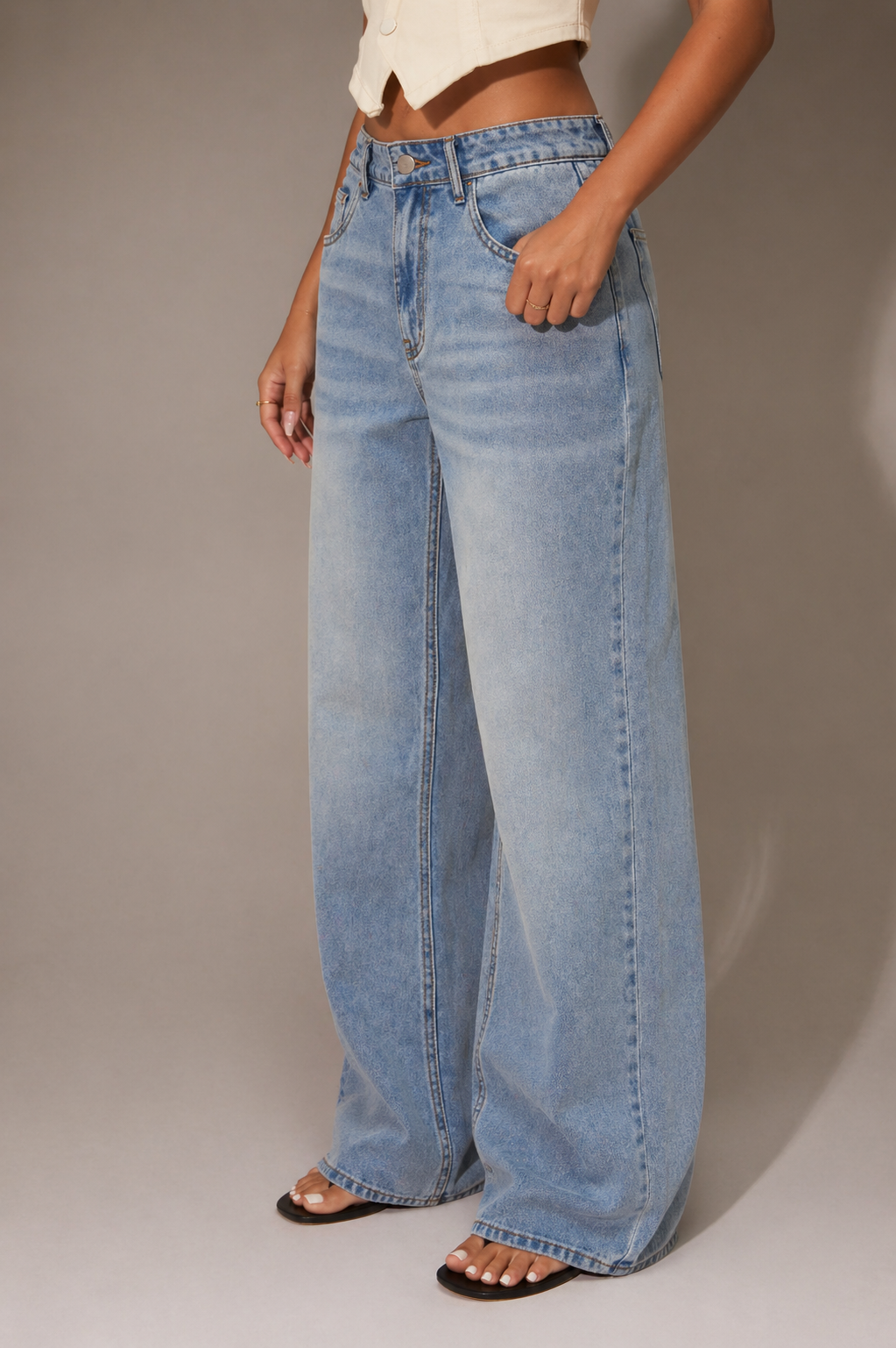 Low Rise Baggy Wide Leg Jeans Relaxed Fit Streetwear Look Fall Winter Women