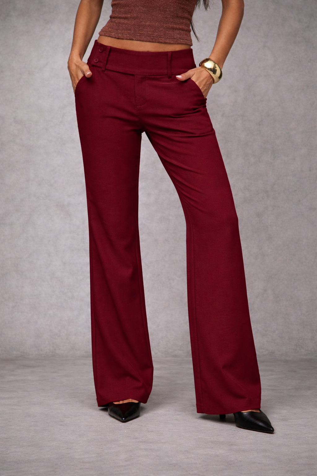 Women’s Low-Waist Black Casual Pants – Everyday Essential - UltraChic