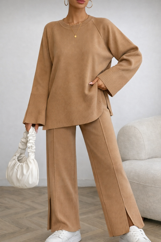 Women’s Knit Two-Piece Sweater Set – Loose Slit Top & Pants | Autumn/Winter Commuter Style