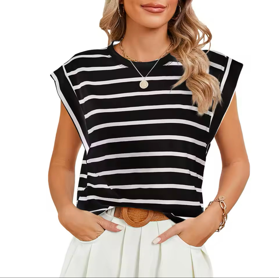 Luneh Batwing Sleeve Tee – Comfy Chic Round Neck Top for Everyday Style