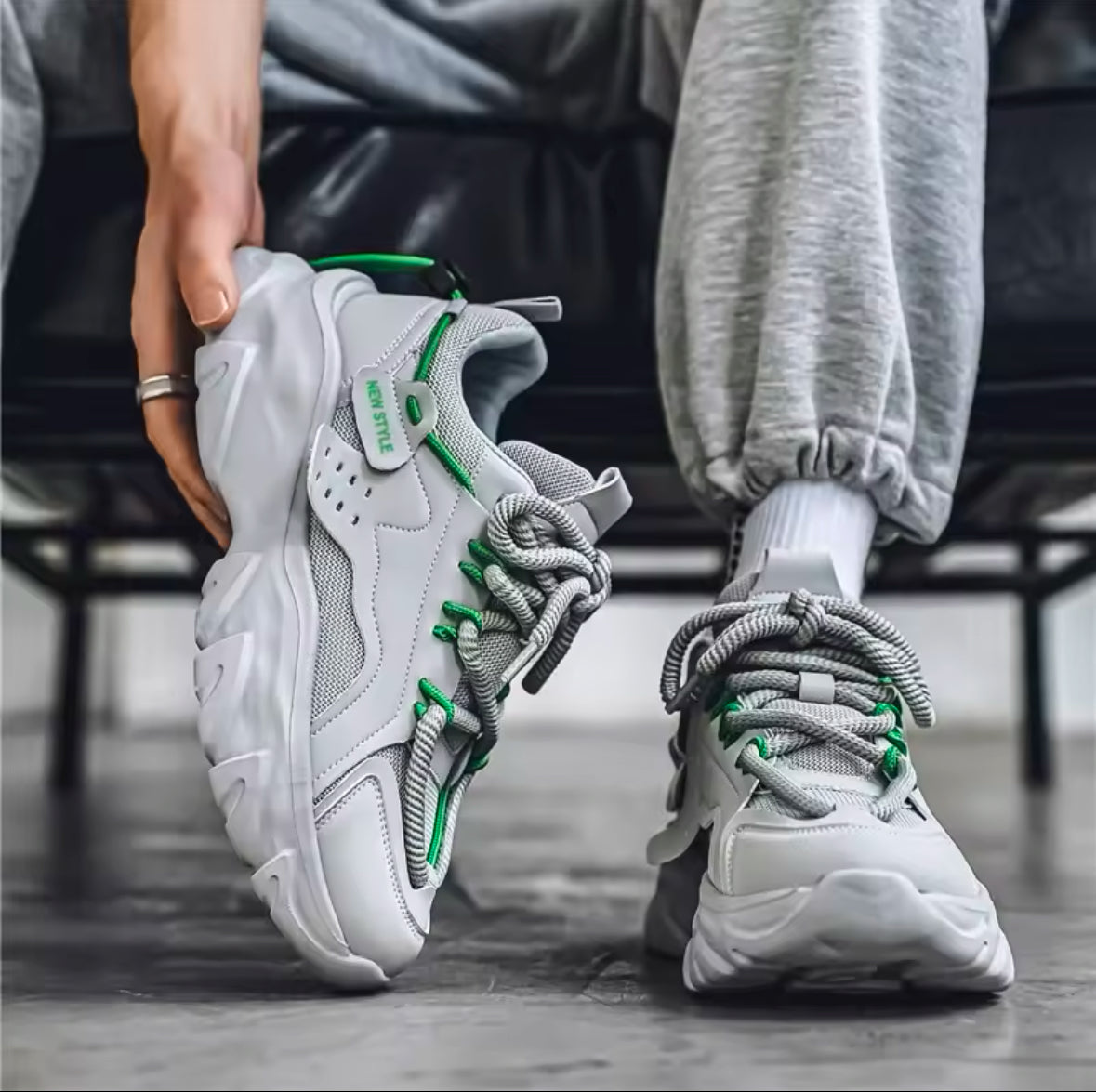 Men’s breathable sneakers with thick soles, perfect for outdoor running, tennis, and all-season comfort, featuring soft soles for ultimate support and casual style