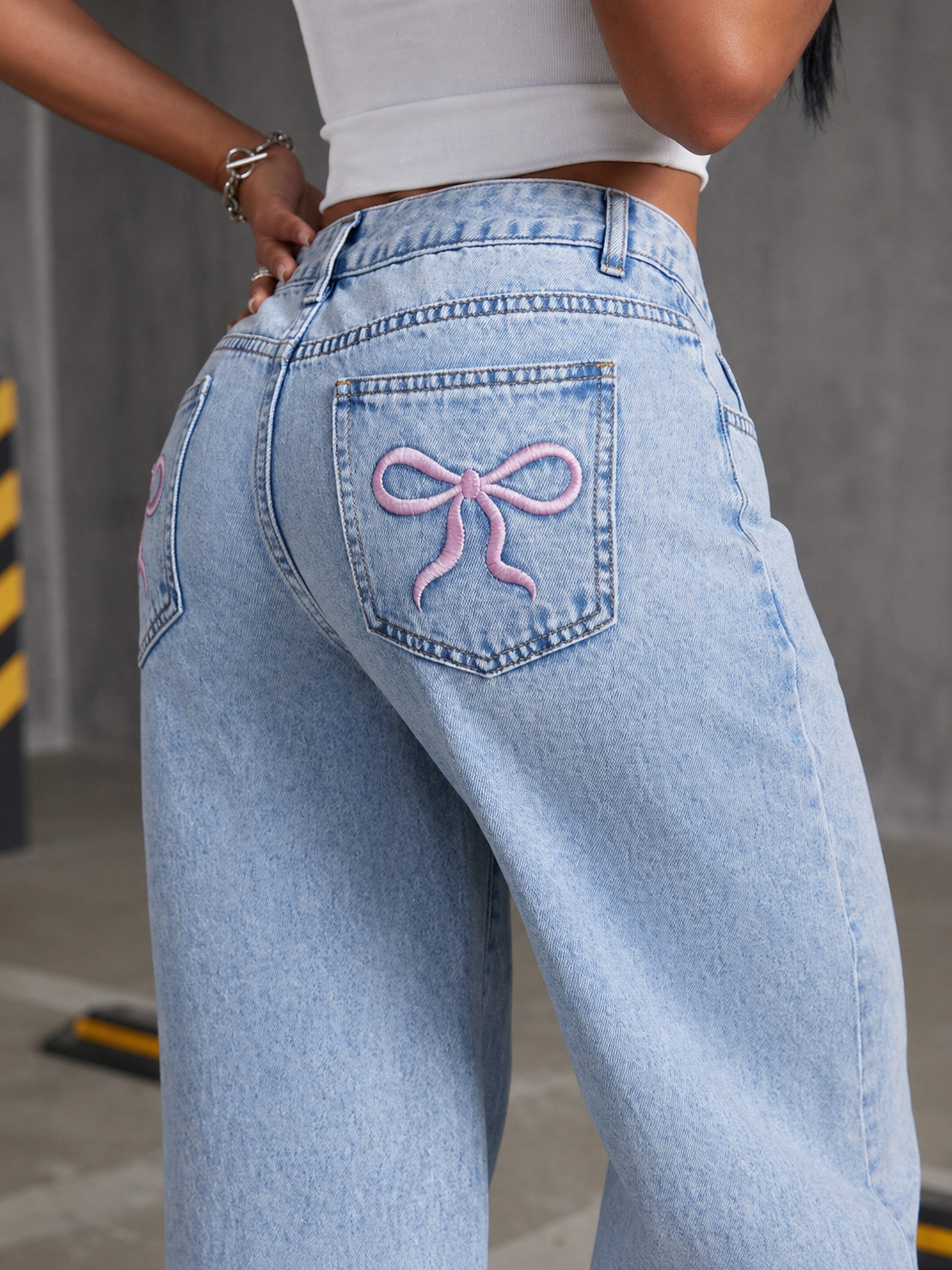 Wide Leg Jeans Embroidered Bow Cute Trendy Look Spring Summer Women