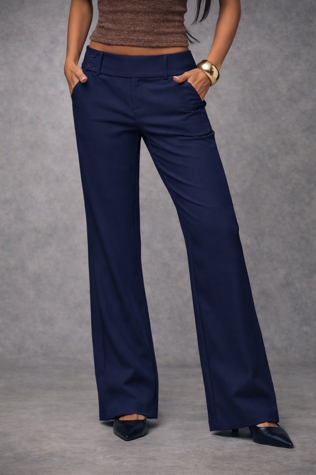 Women’s Low-Waist Black Casual Pants – Everyday Essential - UltraChic