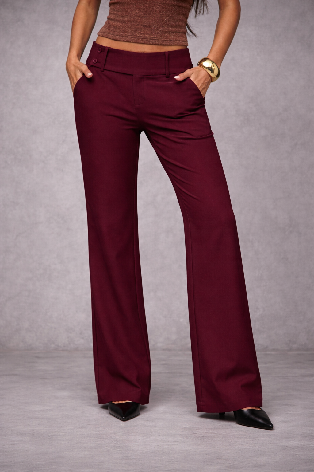 Women’s Low-Waist Black Casual Pants – Everyday Essential - UltraChic