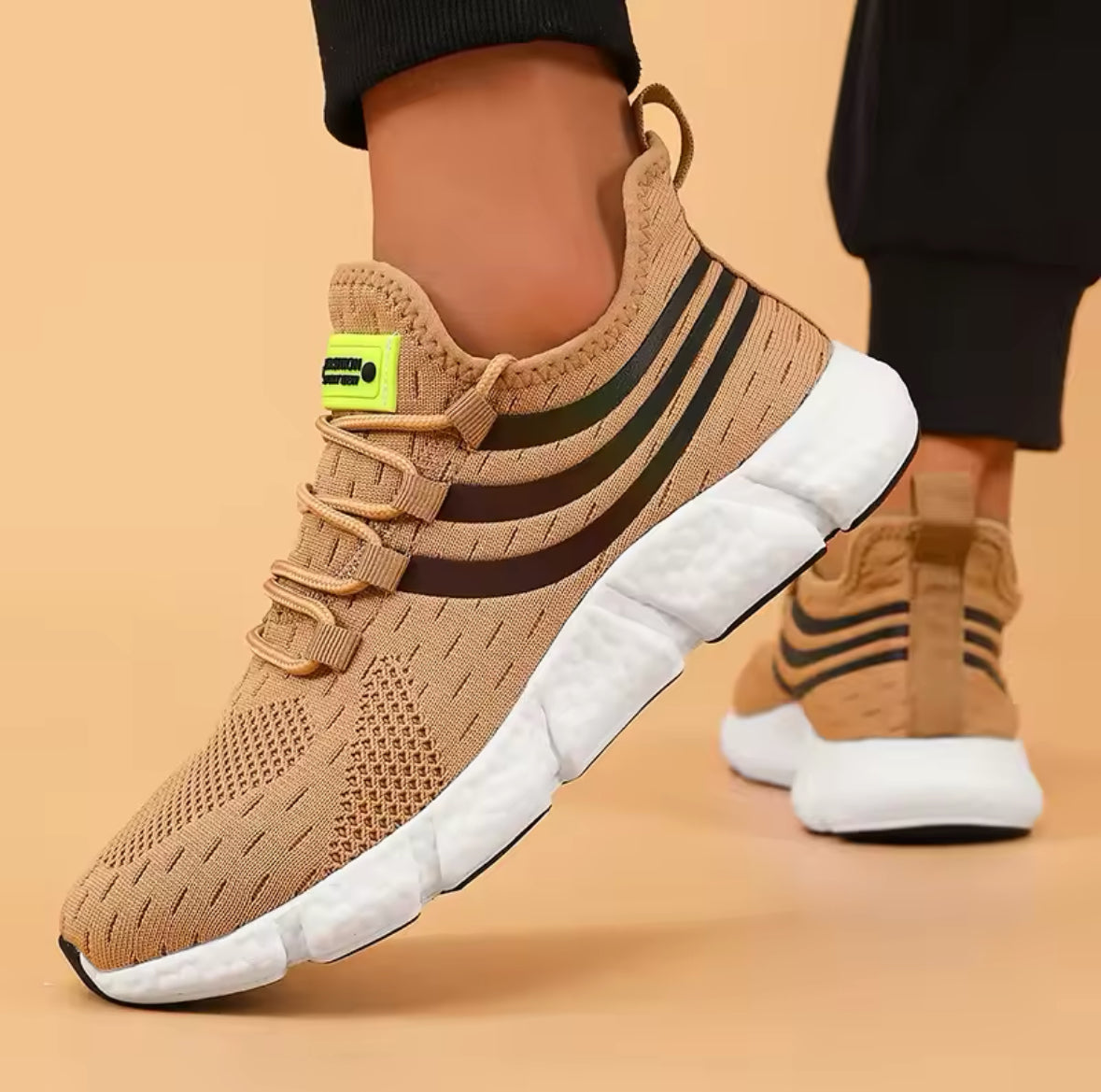 Step into Comfort and Style with Men’s Breathable Classic Running Sneakers – Lightweight, Slip-on Mesh Shoes for Outdoor Walking & Sports