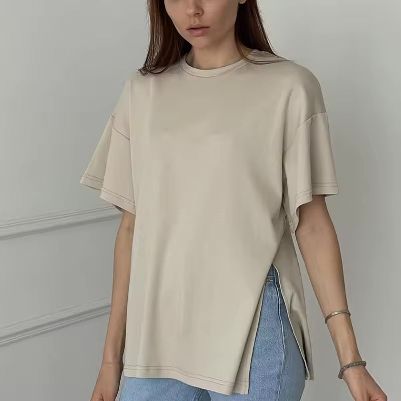 The Essence of Effortless Cool – Drop Shoulder Oversized Longline Tee with a Bold Side Split