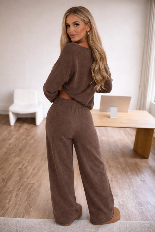 Women’s Oblique Shoulder Knit Set – Cozy Autumn/Winter Two-Piece Lounge Outfit