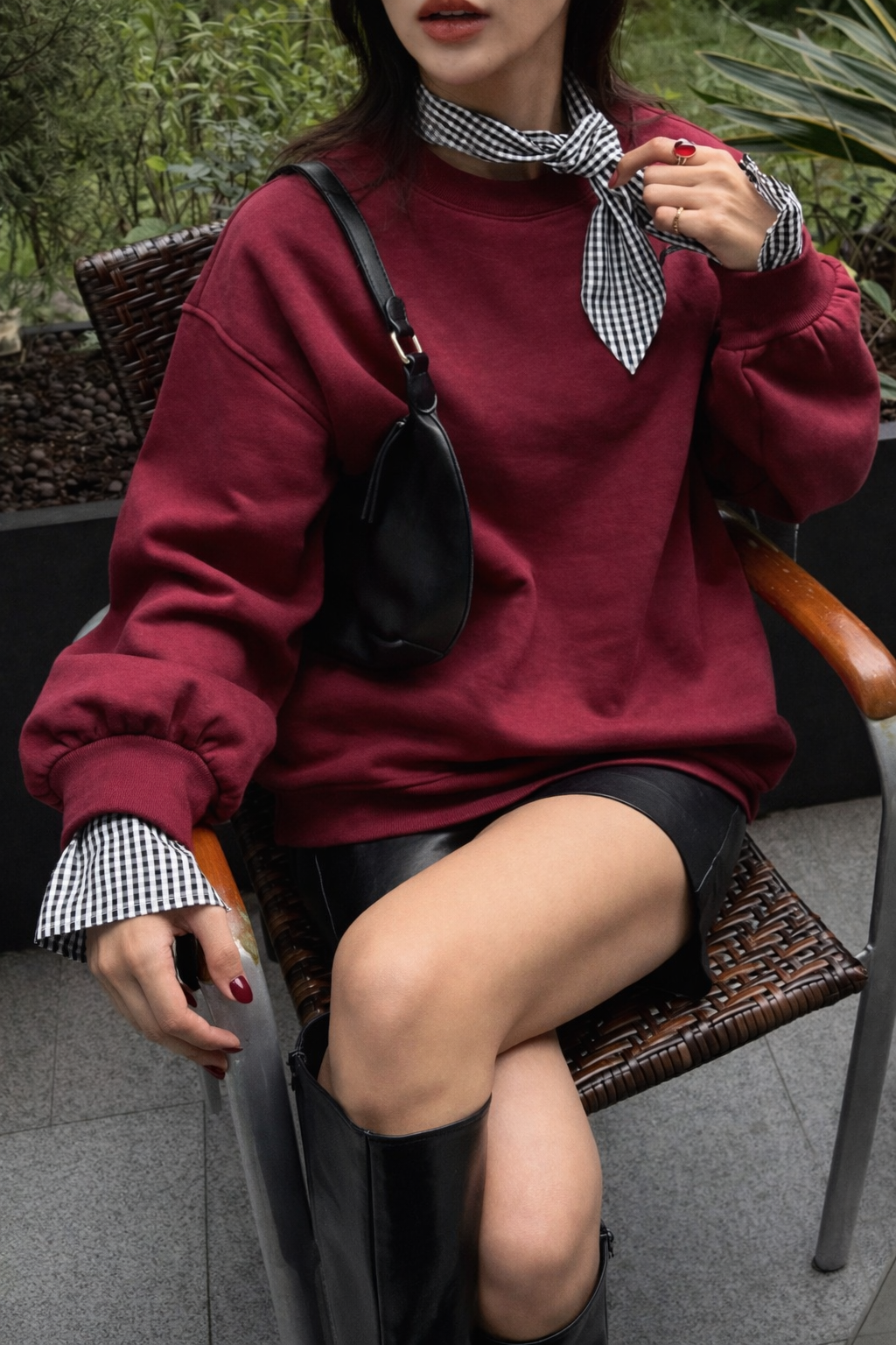 Women’s Plaid Bow Collar Thermal Sweatshirt – Cozy Fall Casual Top